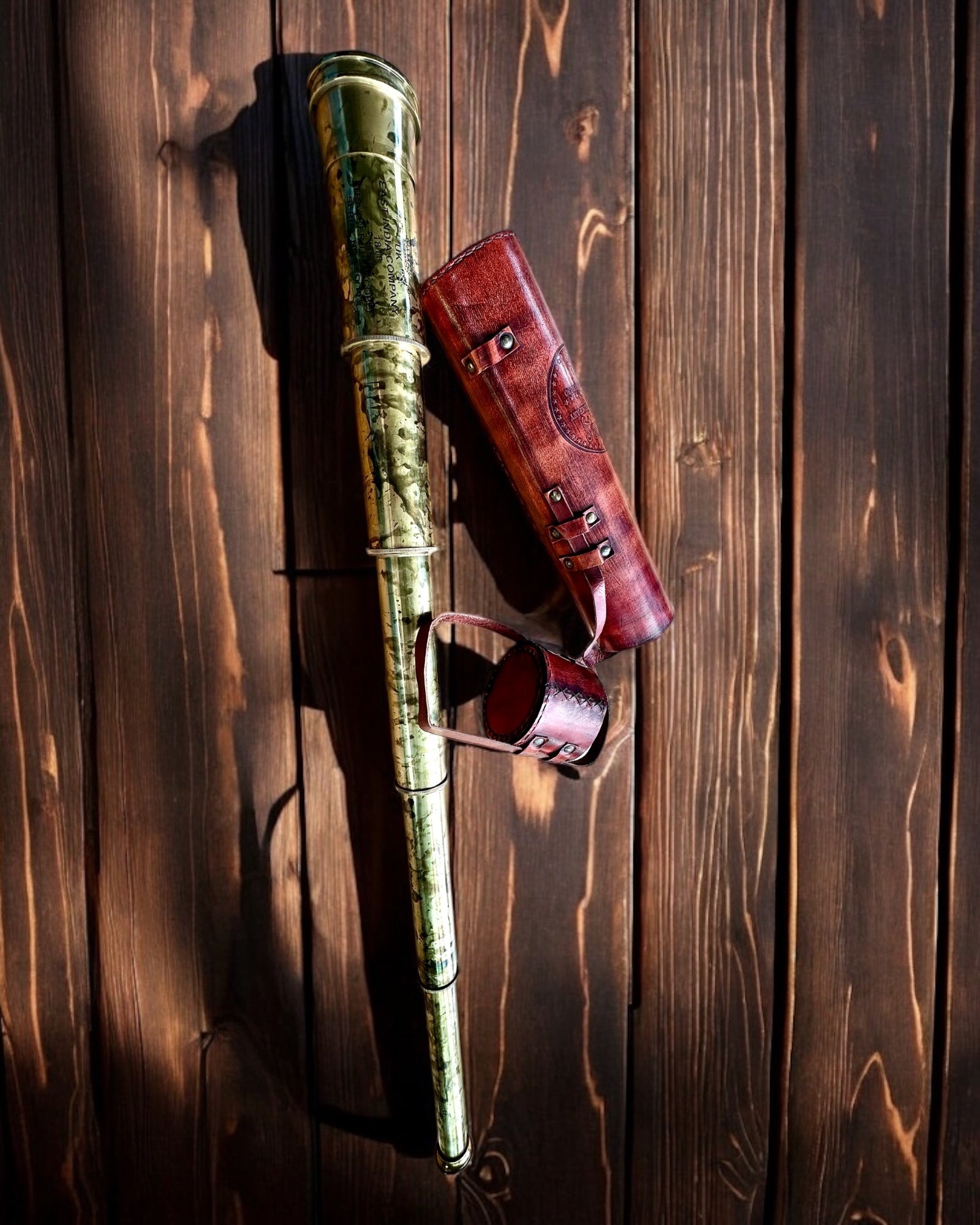 Βασιλική Διόπτρα "Voyager 1818" – Αποκλειστική, Ορειχάλκινη, 83 εκ., χειροποίητη, θήκη από Γνήσιο Δέρμα – Συλλεκτική Έκδοση, εξατομίκευση με χάραξη για δώρο