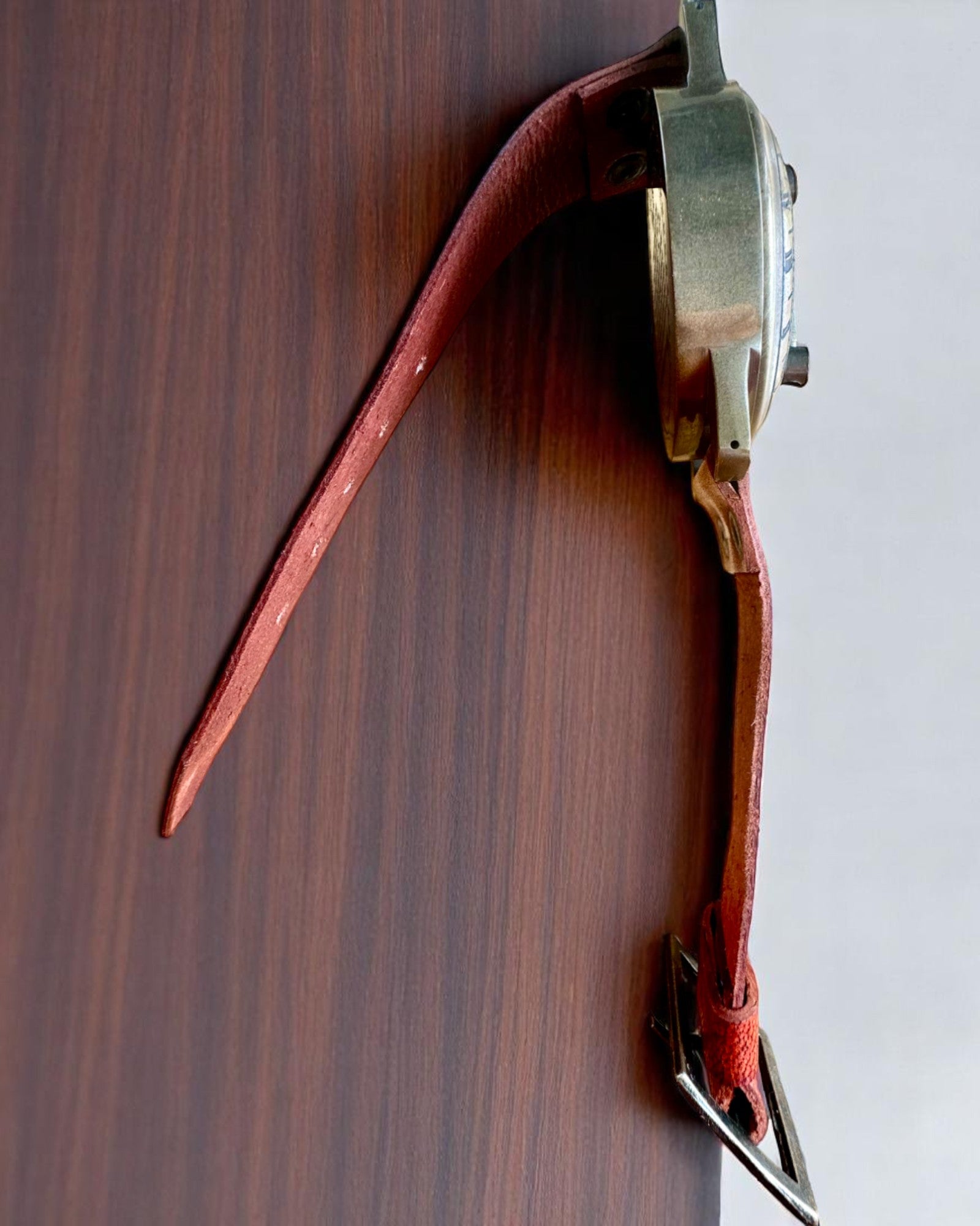 Zegarek Słoneczny z Kompasem - Ręcznie Robiony, Autentyczny Rzemiosło, możliwość grawerowania