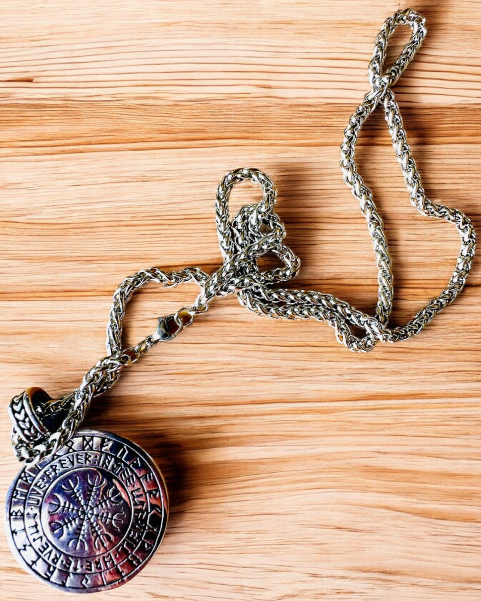 Κολιέ "Δέντρο της Ζωής" από ανοξείδωτο χάλυβα με εξατομίκευση, με σύμβολο Aegishjalmur, (Κράνος του Τρόμου)