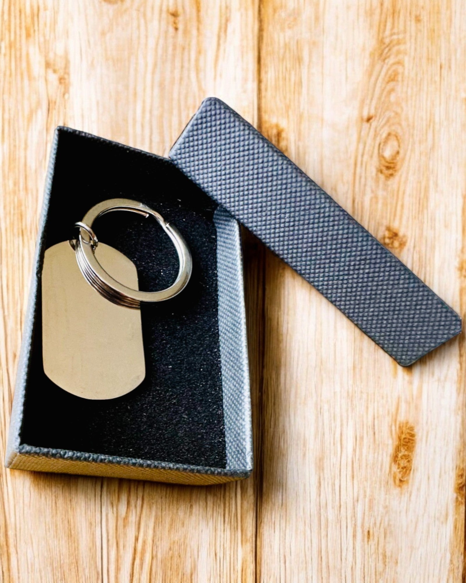 Στρατιωτικό Μπρελόκ ID "Ταυτότητα" από Ανοξείδωτο Ατσάλι – Προσωποποιημένη Χάραξη