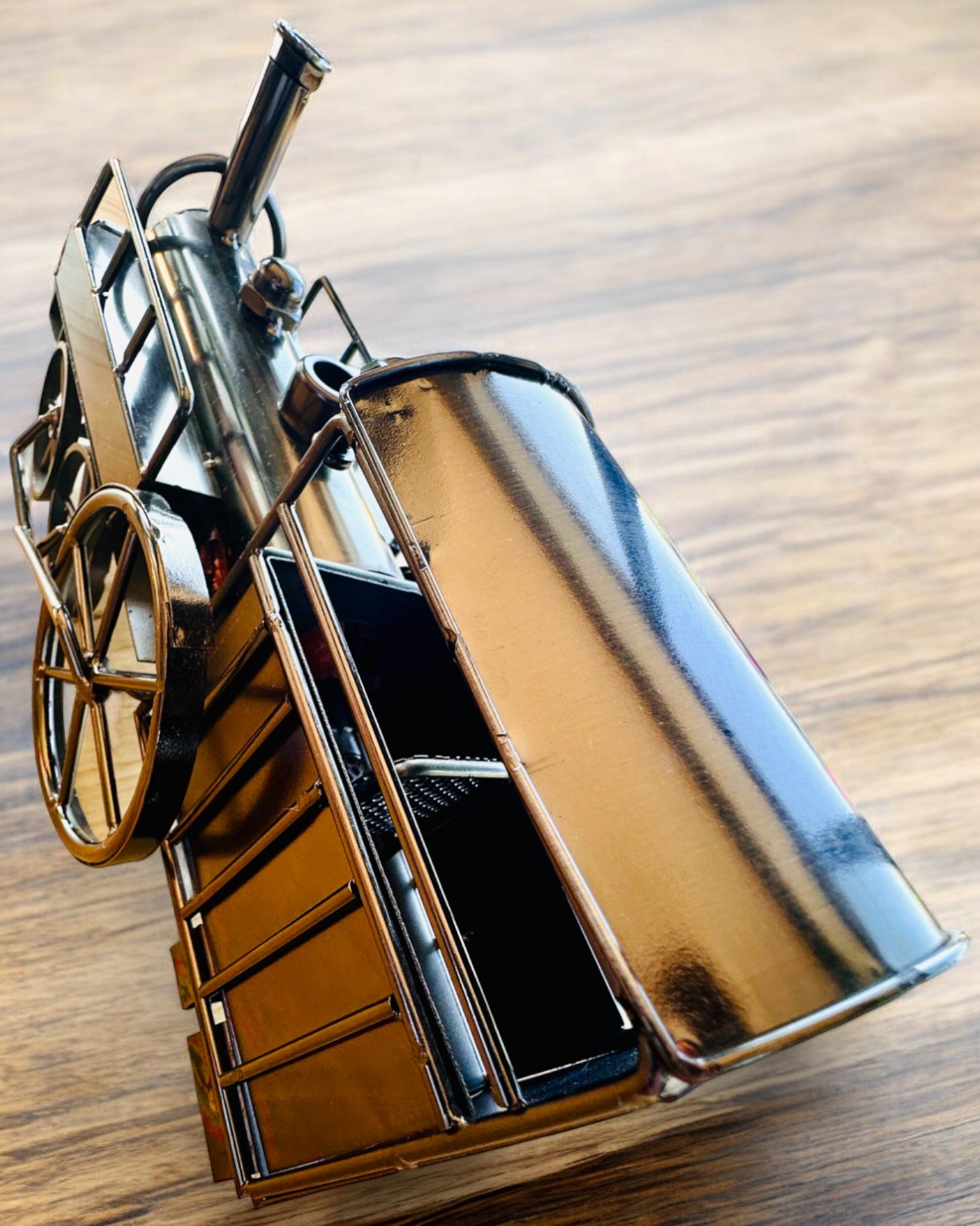 Λοκομοτίβα από σίδερο «Retro Express» – διακόσμηση, μοντέλο, χειροποίητη με δυνατότητα χάραξης για δώρο