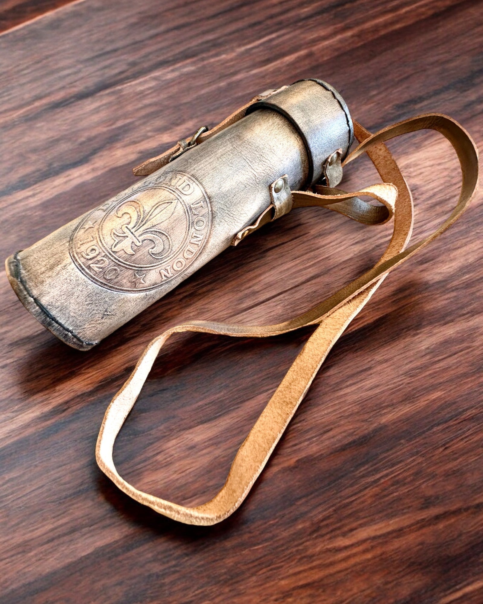 Πρίμιουμ Τηλεσκόπιο "Voyager" με Χαραγμένο Τηλεσκόπιο και Θήκη από Φυσικό Δέρμα, δυνατότητα εξατομίκευσης με χάραξη για δώρο