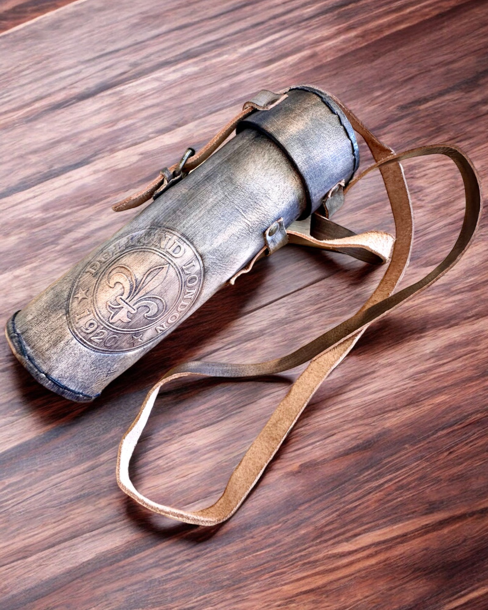 Πρίμιουμ Τηλεσκόπιο "Voyager" με Χαραγμένο Τηλεσκόπιο και Θήκη από Φυσικό Δέρμα, δυνατότητα εξατομίκευσης με χάραξη για δώρο