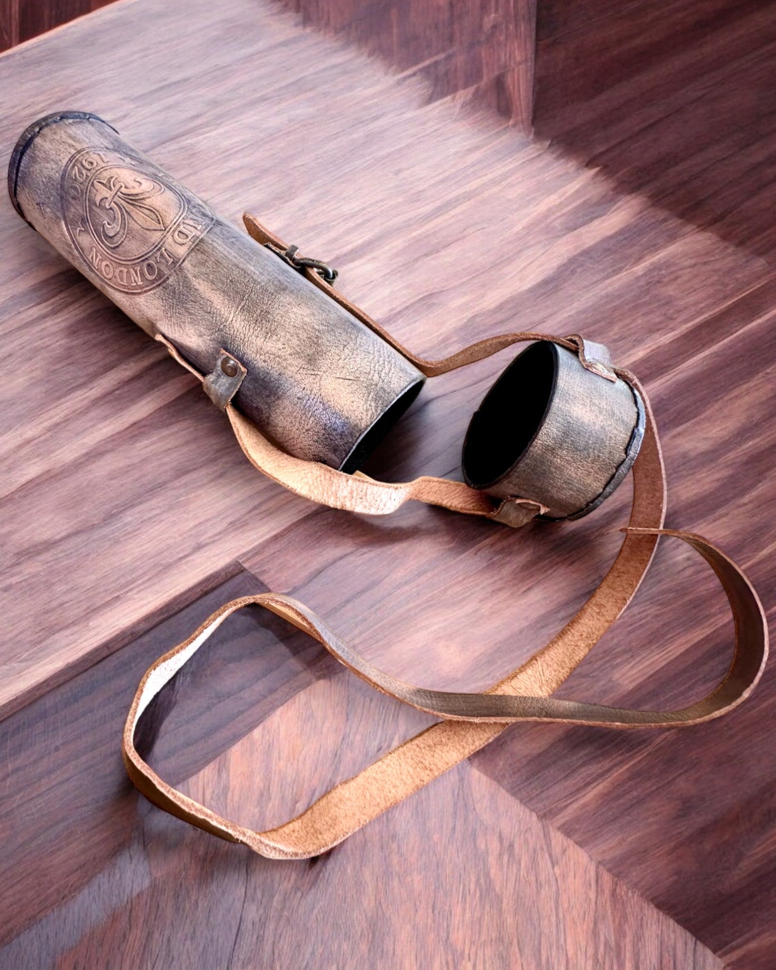 Πρίμιουμ Τηλεσκόπιο "Voyager" με Χαραγμένο Τηλεσκόπιο και Θήκη από Φυσικό Δέρμα, δυνατότητα εξατομίκευσης με χάραξη για δώρο