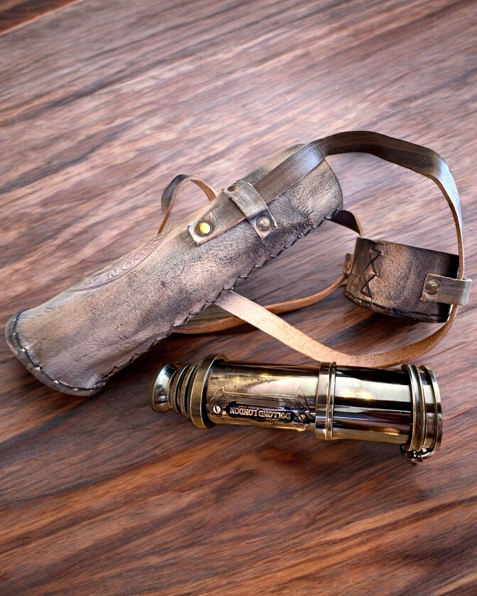 Πρίμιουμ Τηλεσκόπιο "Voyager" με Χαραγμένο Τηλεσκόπιο και Θήκη από Φυσικό Δέρμα, δυνατότητα εξατομίκευσης με χάραξη για δώρο