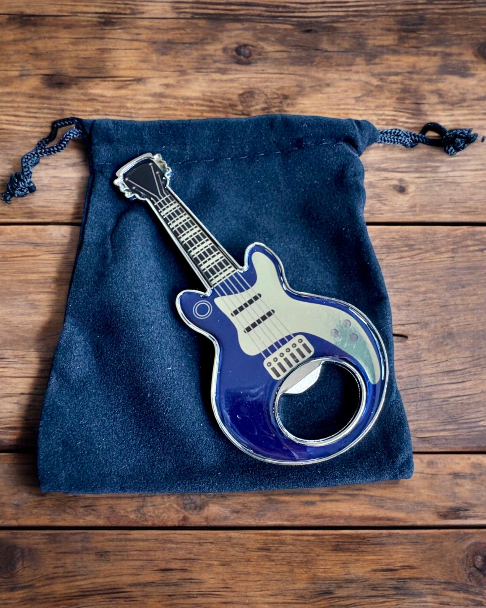 Ανοιχτήρι για μπουκάλια Κιθάρα Rock'n'Open, 2 παραλλαγές, εξατομίκευση με χάραξη για δώρο