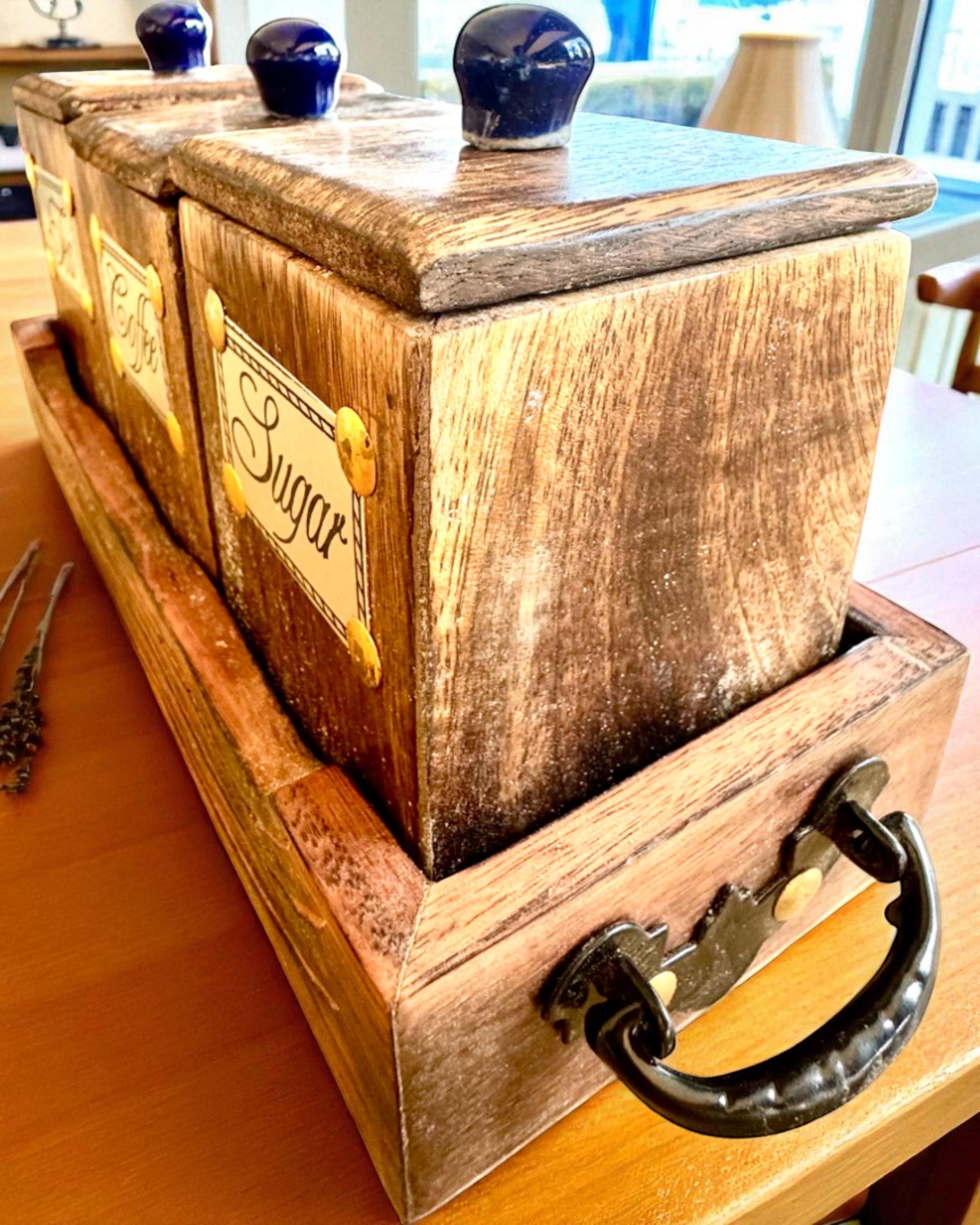 Σετ Royal Trio – Τσάι, Καφές, Ζάχαρη από ξύλο Shisham, χειροποίητο, με επιλογή χάραξης για δώρο