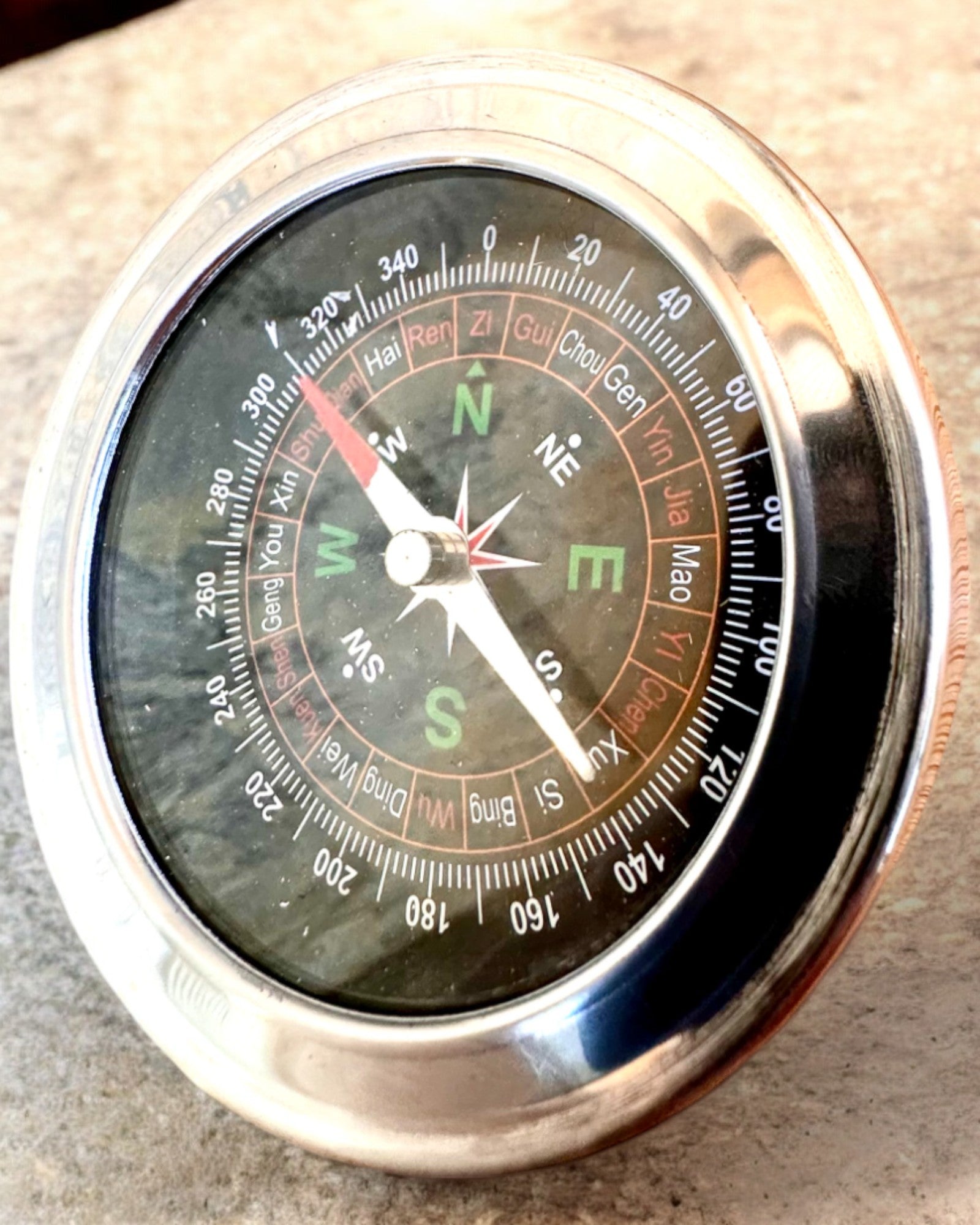 Κομπάς Feng Shui – Ατσάλινη Ακρίβεια, εξατομίκευση με χάραξη για δώρο