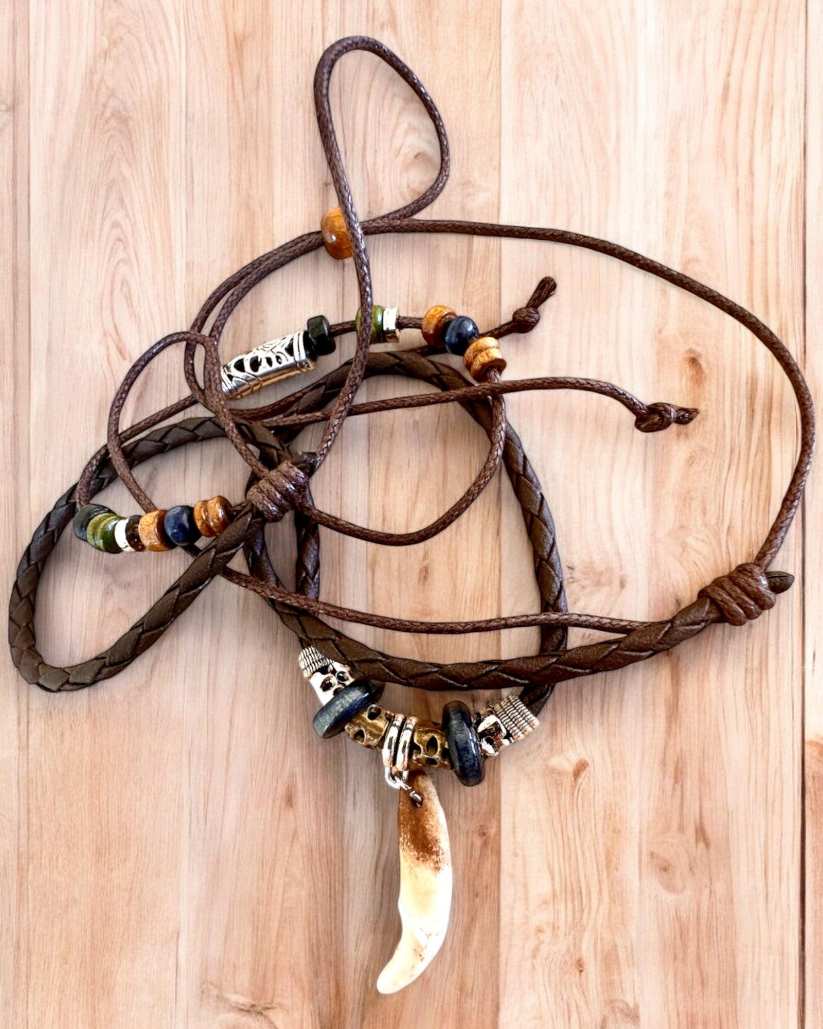 "Wilczy Ząb - Κολιέ Δύναμης - δυνατότητα εξατομίκευσης με χάραξη για δώρο"