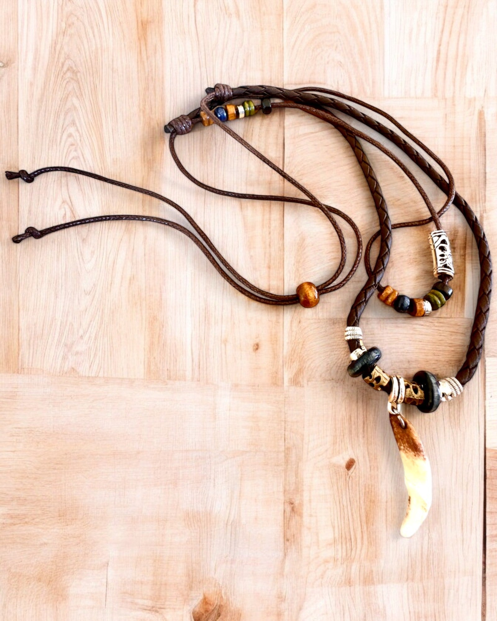 "Wilczy Ząb - Κολιέ Δύναμης - δυνατότητα εξατομίκευσης με χάραξη για δώρο"