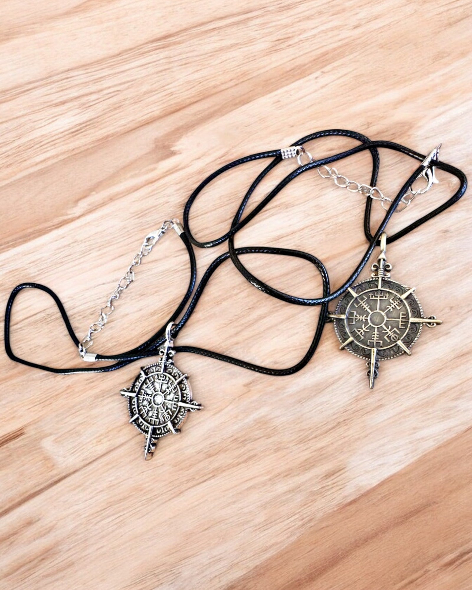 Φυλαχτό Πολεμιστής του Βορρά - Πυξίδα Βίκινγκ, δυνατότητα εξατομίκευσης με χάραξη για δώρο, 2 επιλογές διαθέσιμες