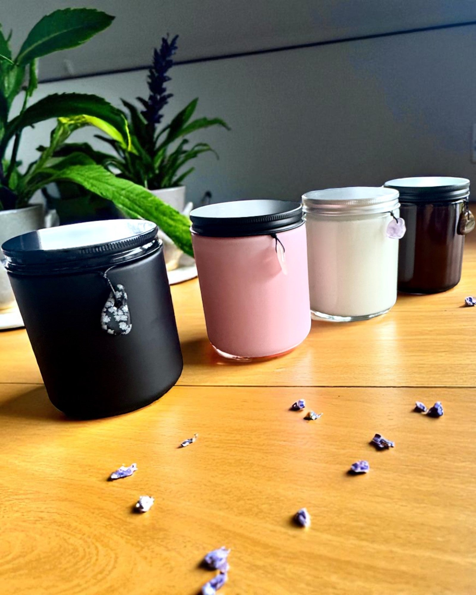 Σόγινο κερί πρόθεσης Οψιδιανός – αυτοπεποίθηση και εσωτερική δύναμη, 250 ml, δυνατότητα εξατομίκευσης για δώρο