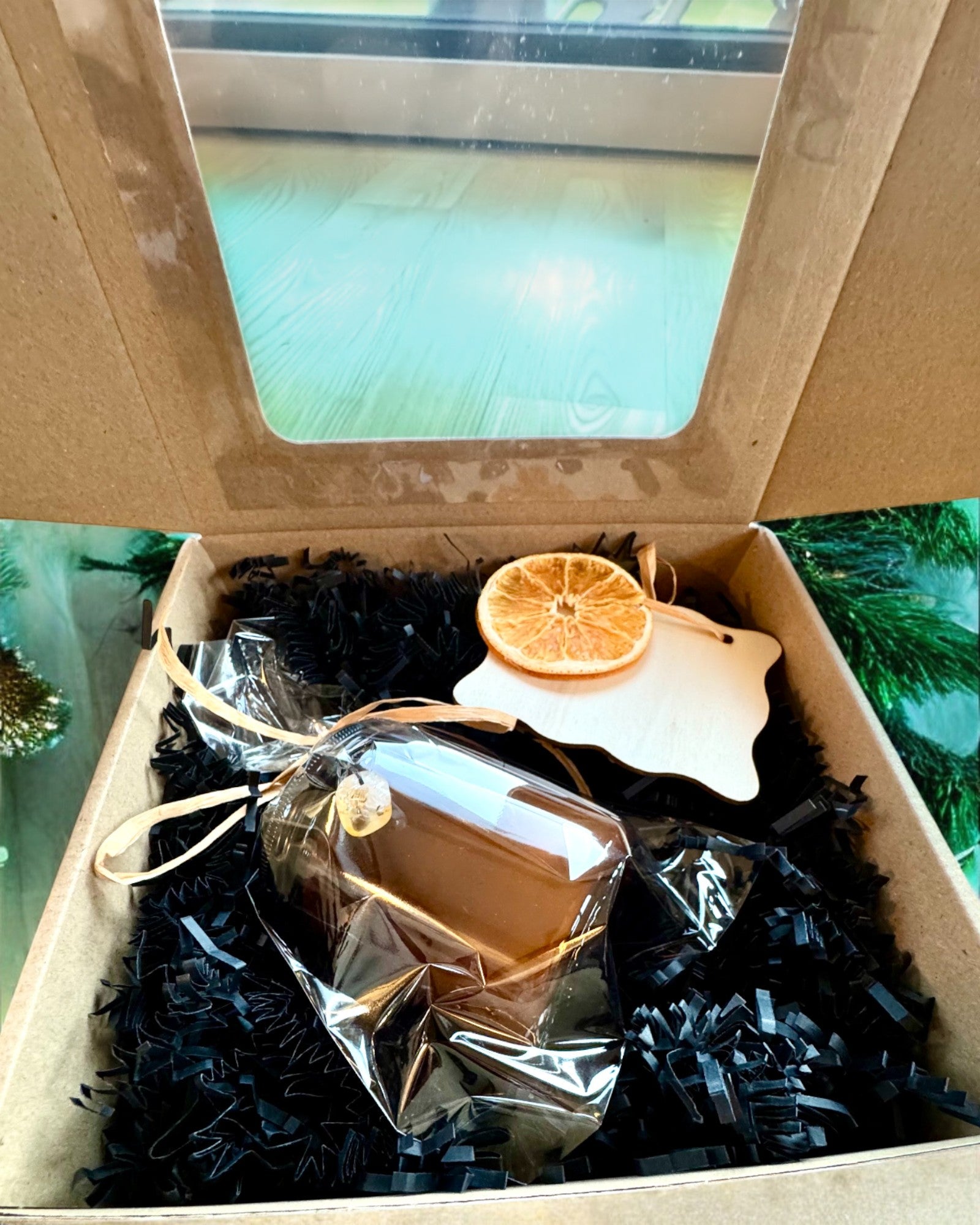 Εντατικό κερί σόγιας 250 ml με φυσική πέτρα – επιλέξτε την ενέργειά σας: Κιτρίνη ή Γρανάτης, εξατομίκευση με χάραξη για δώρο