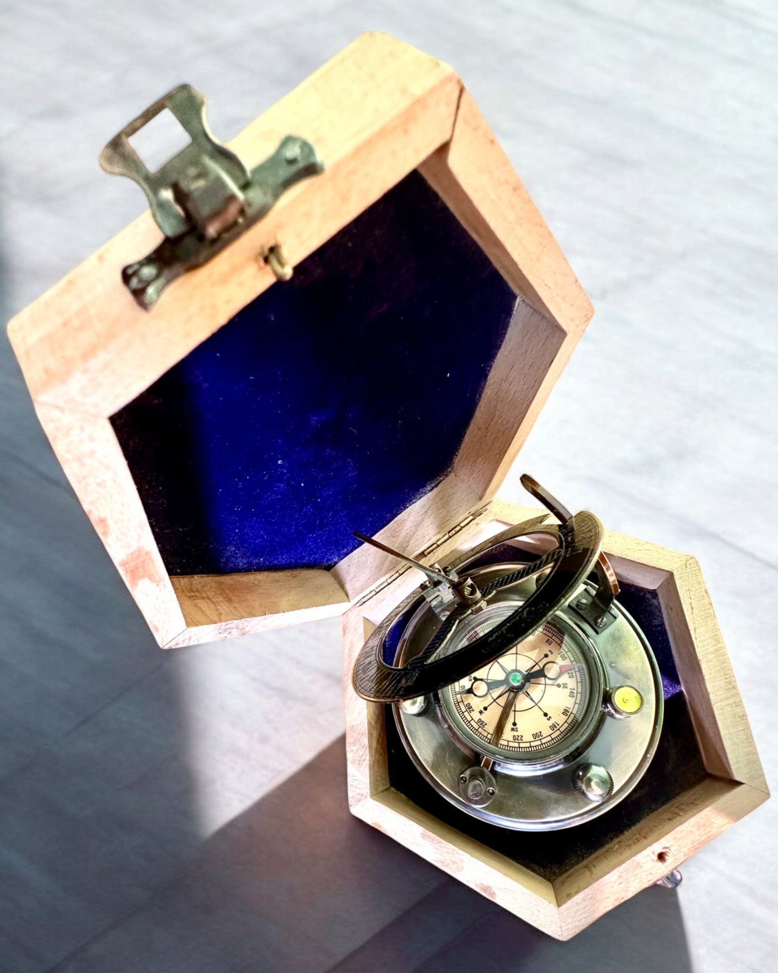 Κομπάς Καπετάνιου "Odkrywca 2" - δυνατότητα εξατομίκευσης με χάραξη για δώρο, 2 χρωματικές παραλλαγές για επιλογή