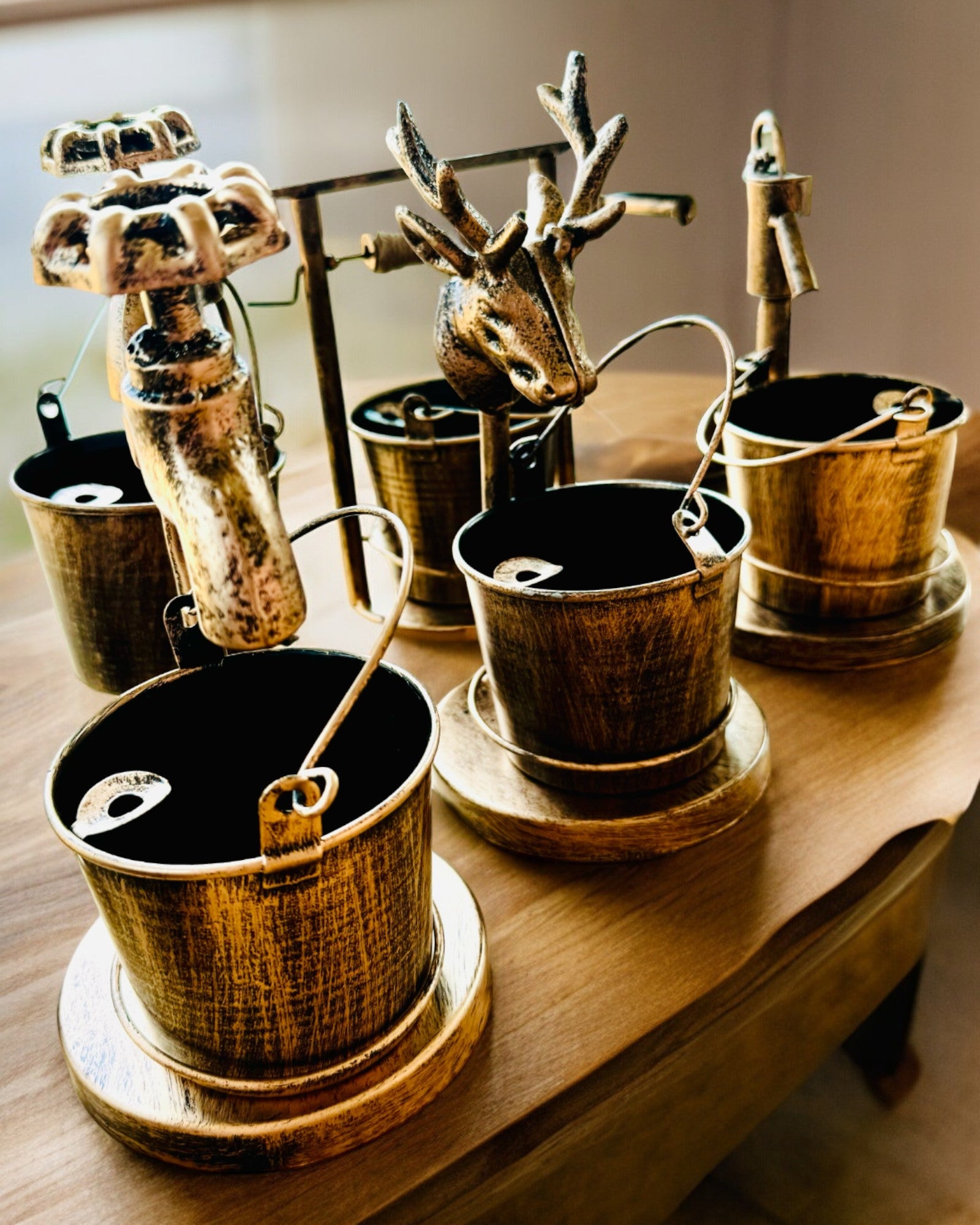 Στυλάτη Μεταλλική Σταχτοθήκη "Rustic Charm" ύψους 19-23 εκ., 8 επιλογές διαθέσιμες, χάραξη κατόπιν αιτήματος