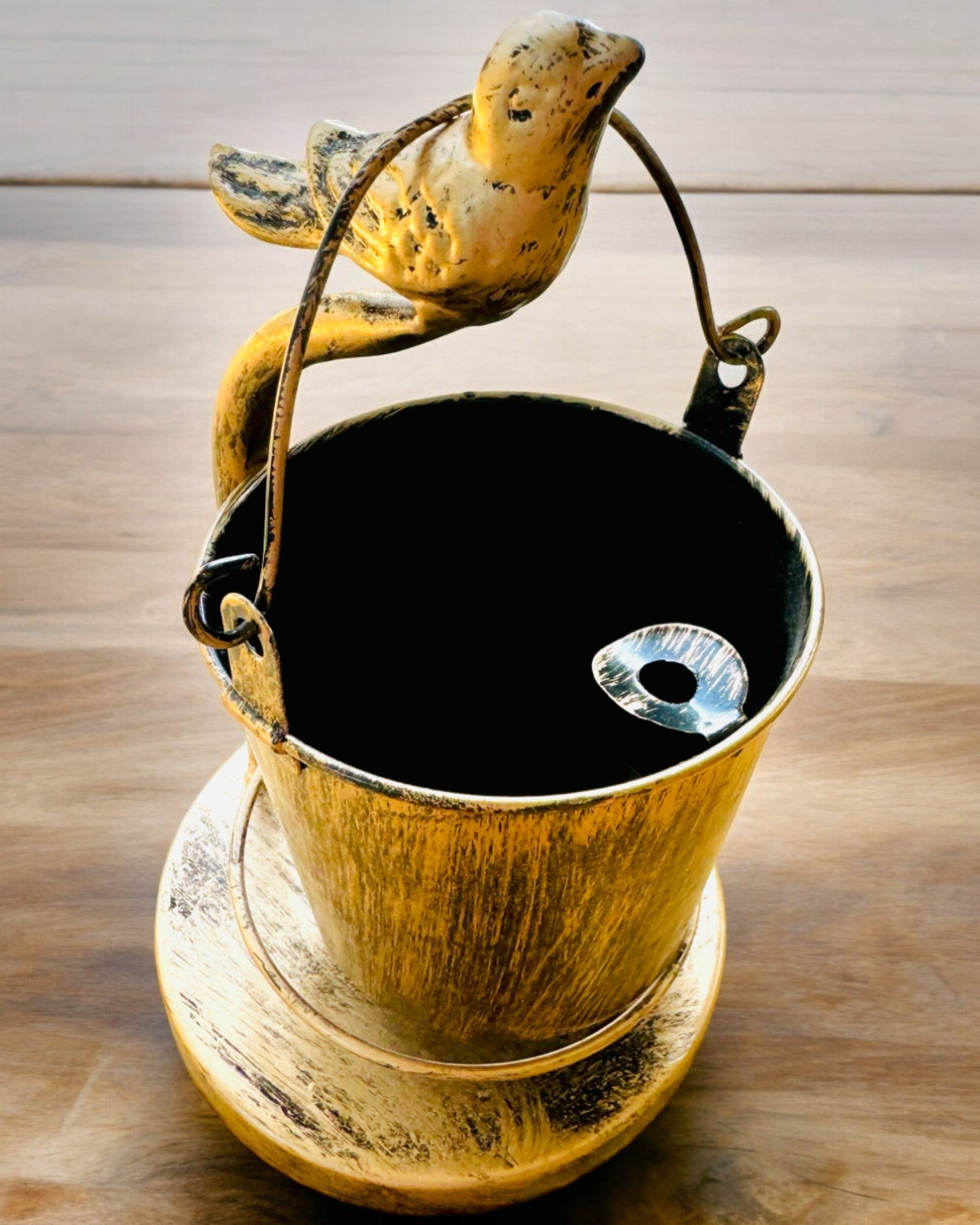 Στυλάτη Μεταλλική Σταχτοθήκη "Rustic Charm" ύψους 19-23 εκ., 8 επιλογές διαθέσιμες, χάραξη κατόπιν αιτήματος