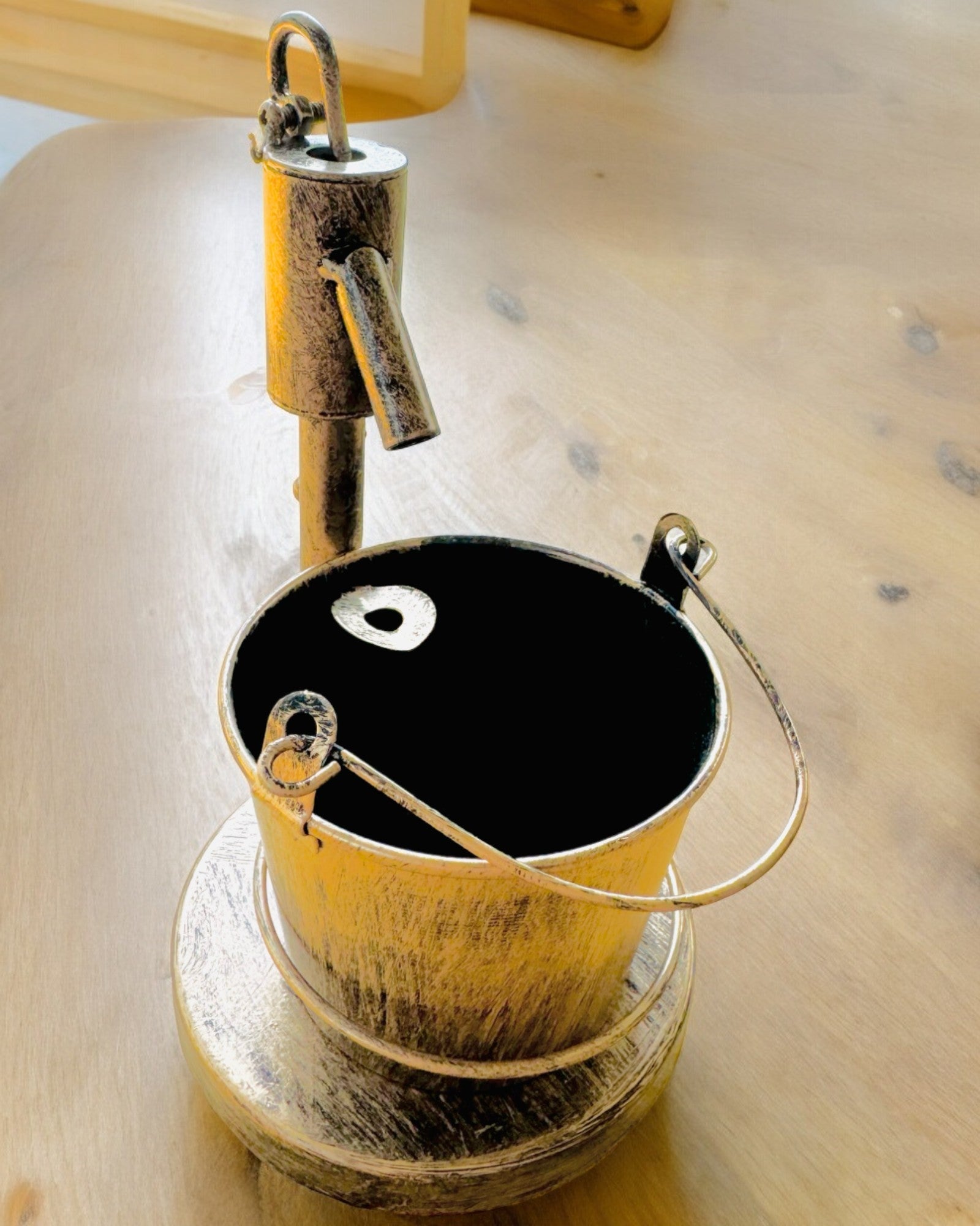 Στυλάτη Μεταλλική Σταχτοθήκη "Rustic Charm" ύψους 19-23 εκ., 8 επιλογές διαθέσιμες, χάραξη κατόπιν αιτήματος