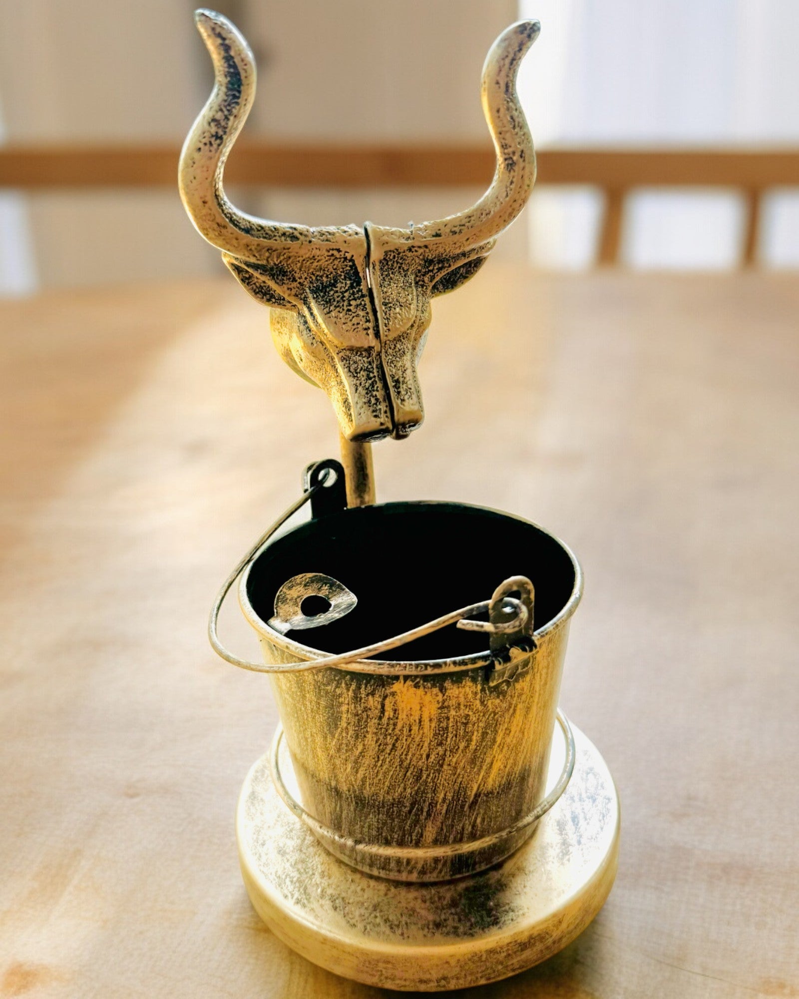 Στυλάτη Μεταλλική Σταχτοθήκη "Rustic Charm" ύψους 19-23 εκ., 8 επιλογές διαθέσιμες, χάραξη κατόπιν αιτήματος