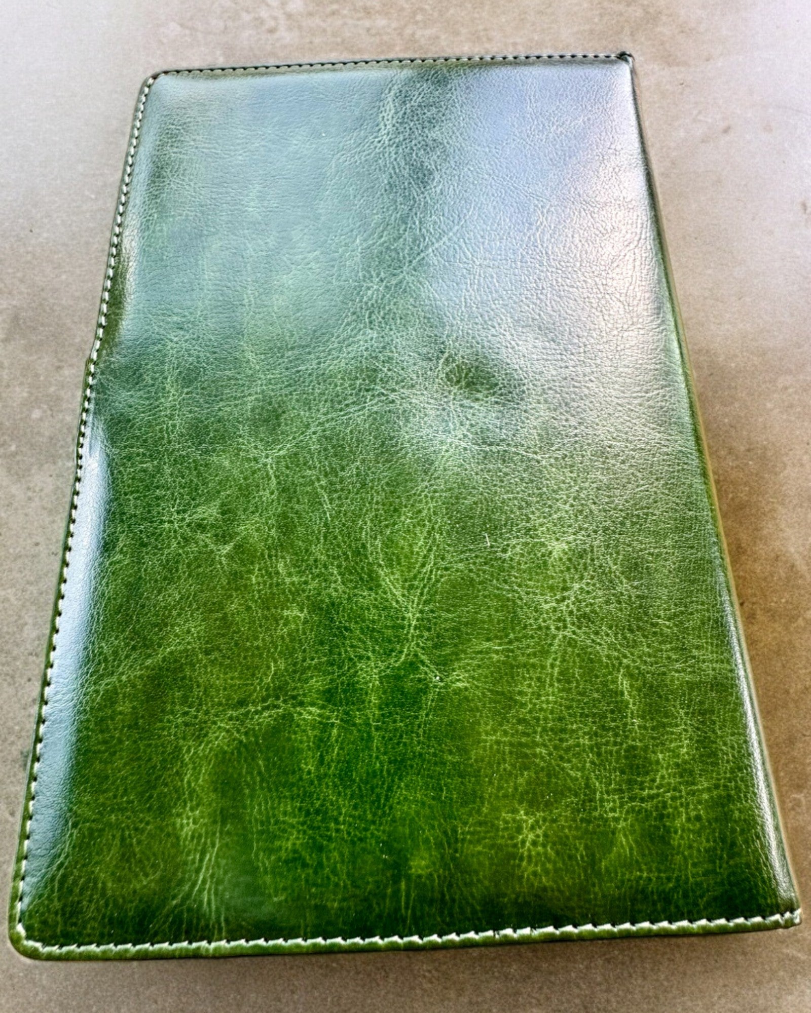 Αποκλειστικό Δερμάτινο Σημειωματάριο "Sekretnik" A5 με Κλειδαριά Συνδυασμού - εξατομίκευση με χάραξη