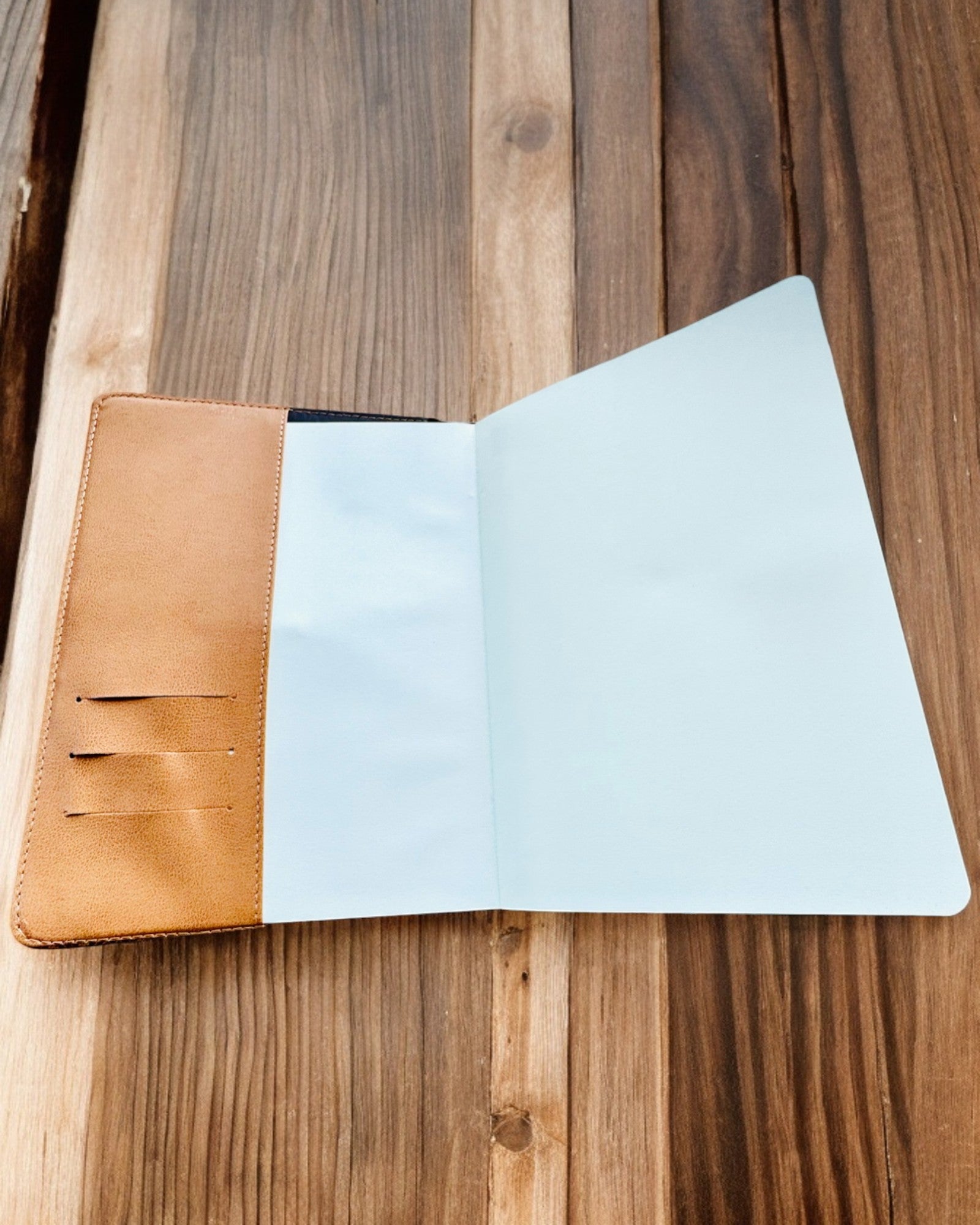 Αποκλειστικό Δερμάτινο Σημειωματάριο "Sekretnik" A5 με Κλειδαριά Συνδυασμού - εξατομίκευση με χάραξη