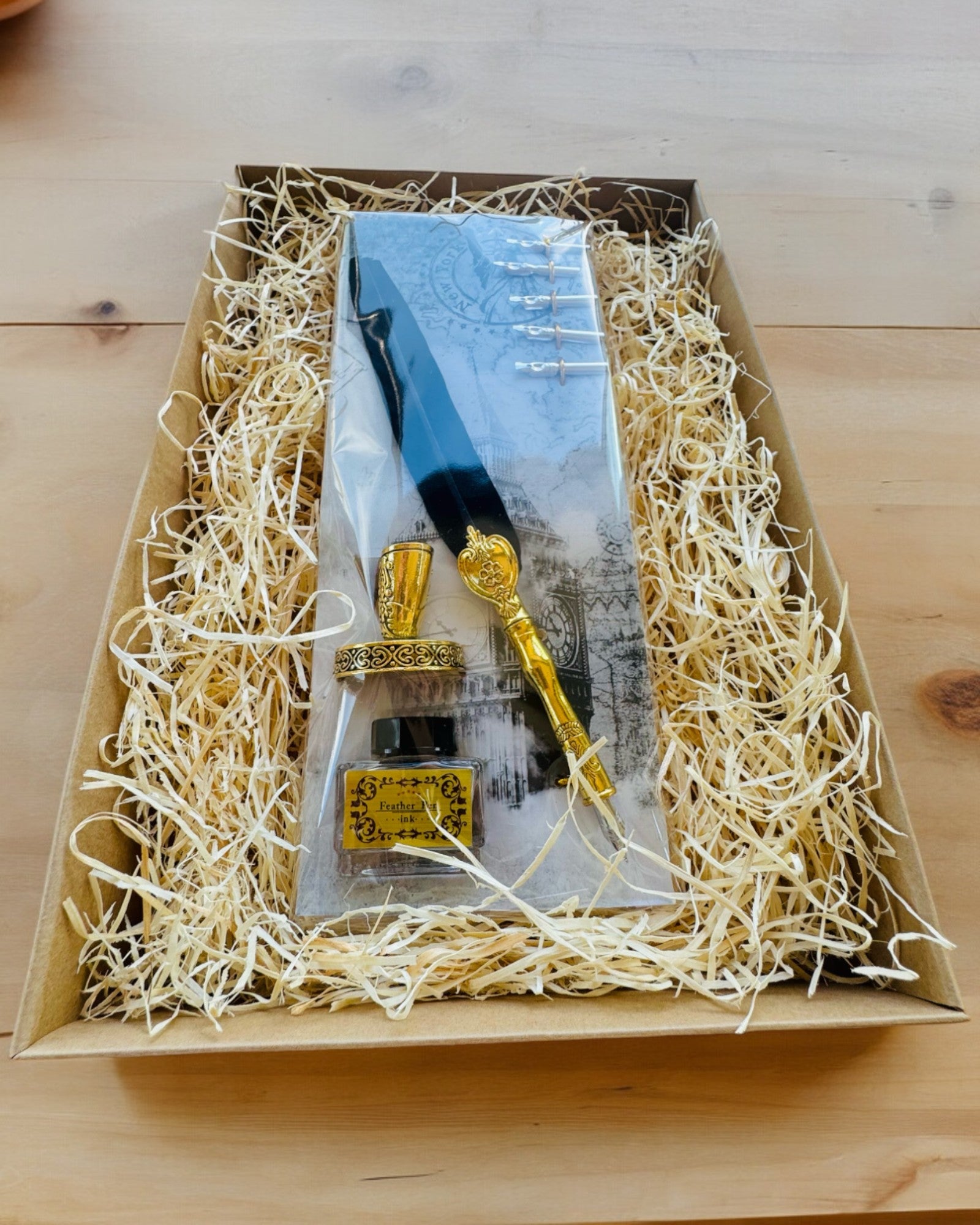 Κομψό Φτερό Χήνας με Σετ Αξεσουάρ - Royal Quill, δυνατότητα εξατομίκευσης με χάραξη