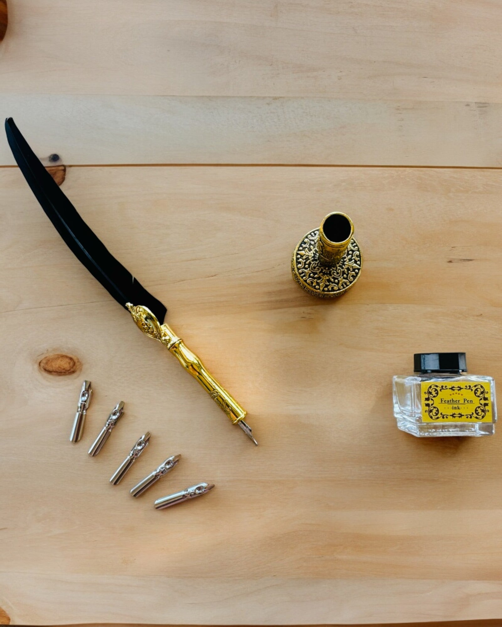 Κομψό Φτερό Χήνας με Σετ Αξεσουάρ - Royal Quill, δυνατότητα εξατομίκευσης με χάραξη