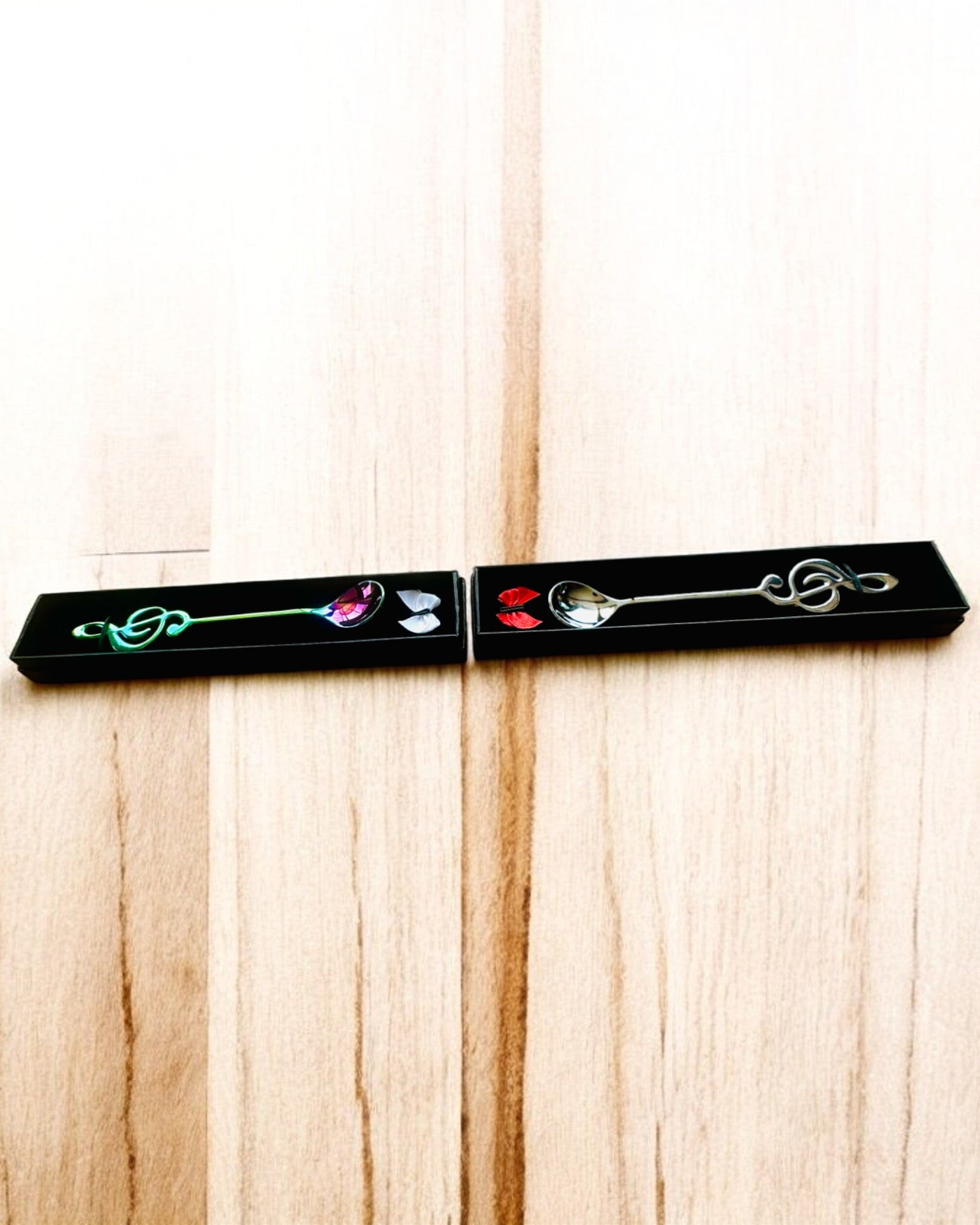 Κομψό Κουταλάκι με Κλειδί του Σολ – Προσωποποιημένο για δώρο, 2 διαθέσιμες χρωματικές επιλογές