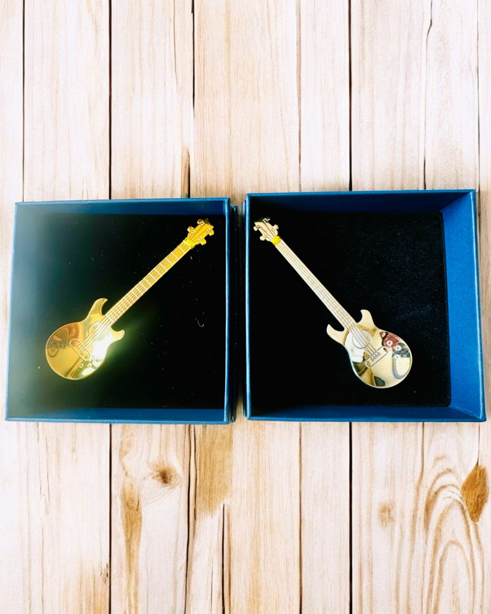 Κουταλάκι "Strunowy Hit" με επιλογή χάραξης, 2 διαθέσιμες χρωματικές παραλλαγές