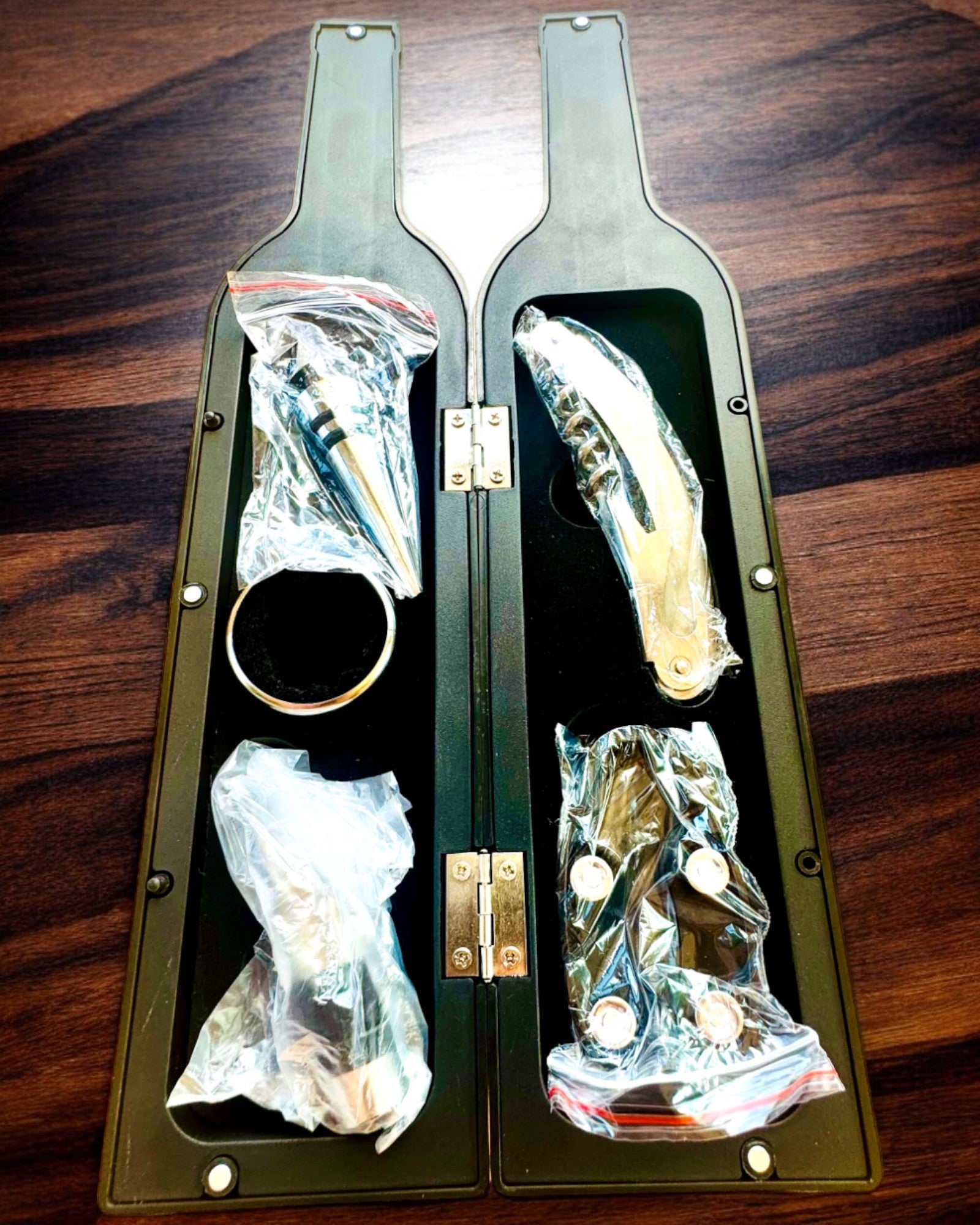 Zestaw Do Wina "Sommelier's Delight" - możliwość personalizacji grawerem na prezent