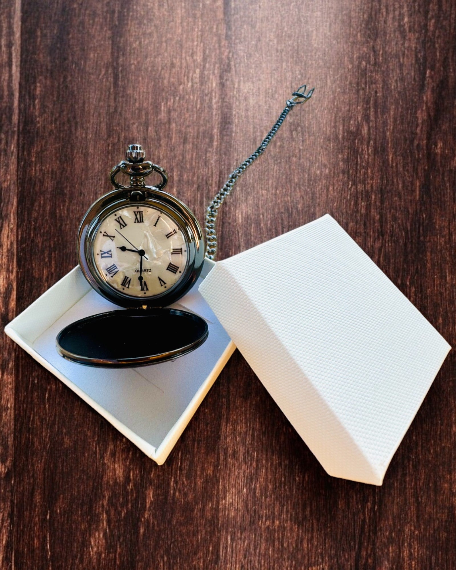 Κλασικό Ρολόι Τσέπης με Ρωμαϊκούς Αριθμούς και Αλυσίδα, Χαλαζιακό, Μαύρη Λάμψη - χρώμα μαύρο