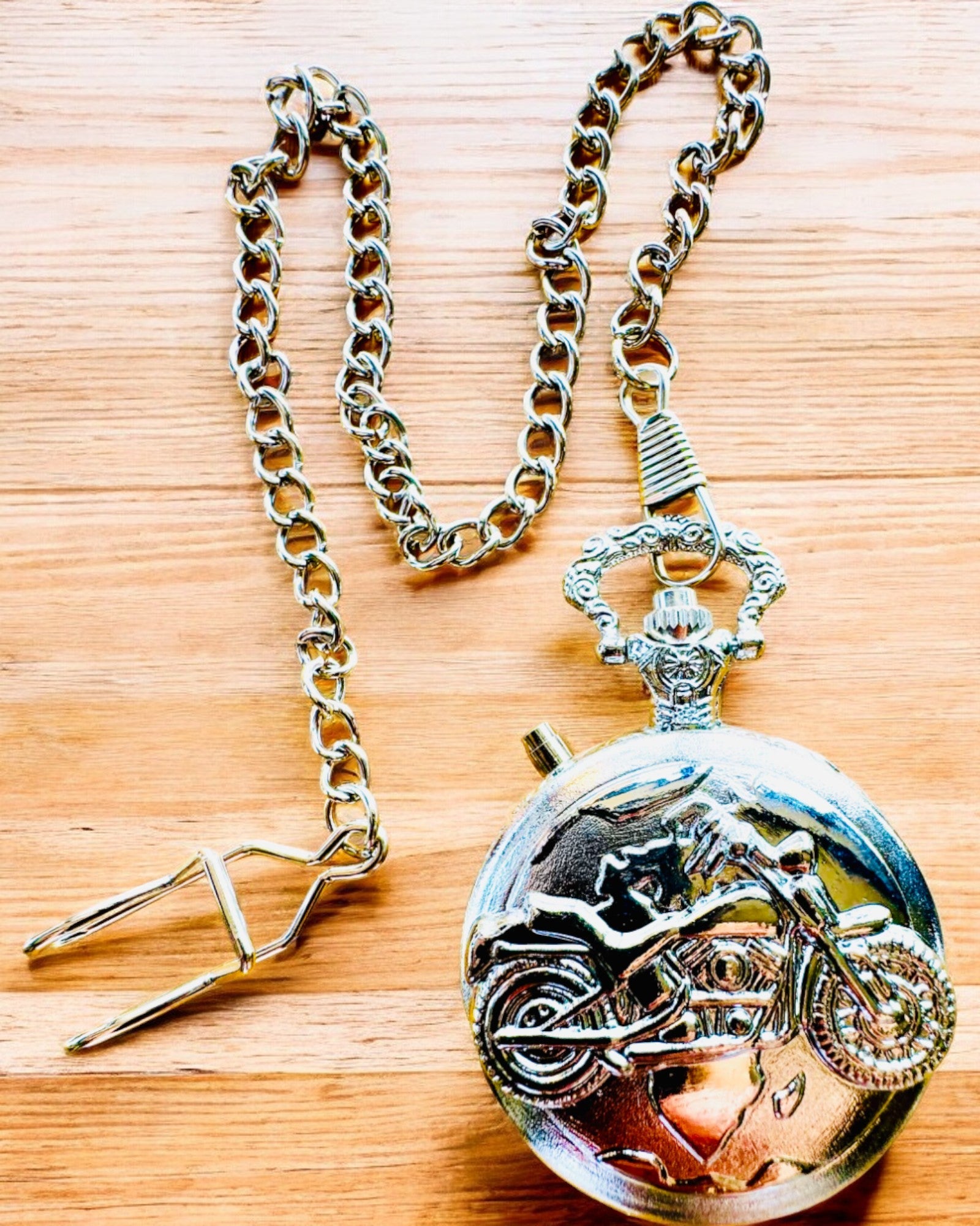 Ρολόι Τσέπης "Motocyklowy Elegancik 2" – Χάραξη για δώρο, 3 χρωματικές παραλλαγές