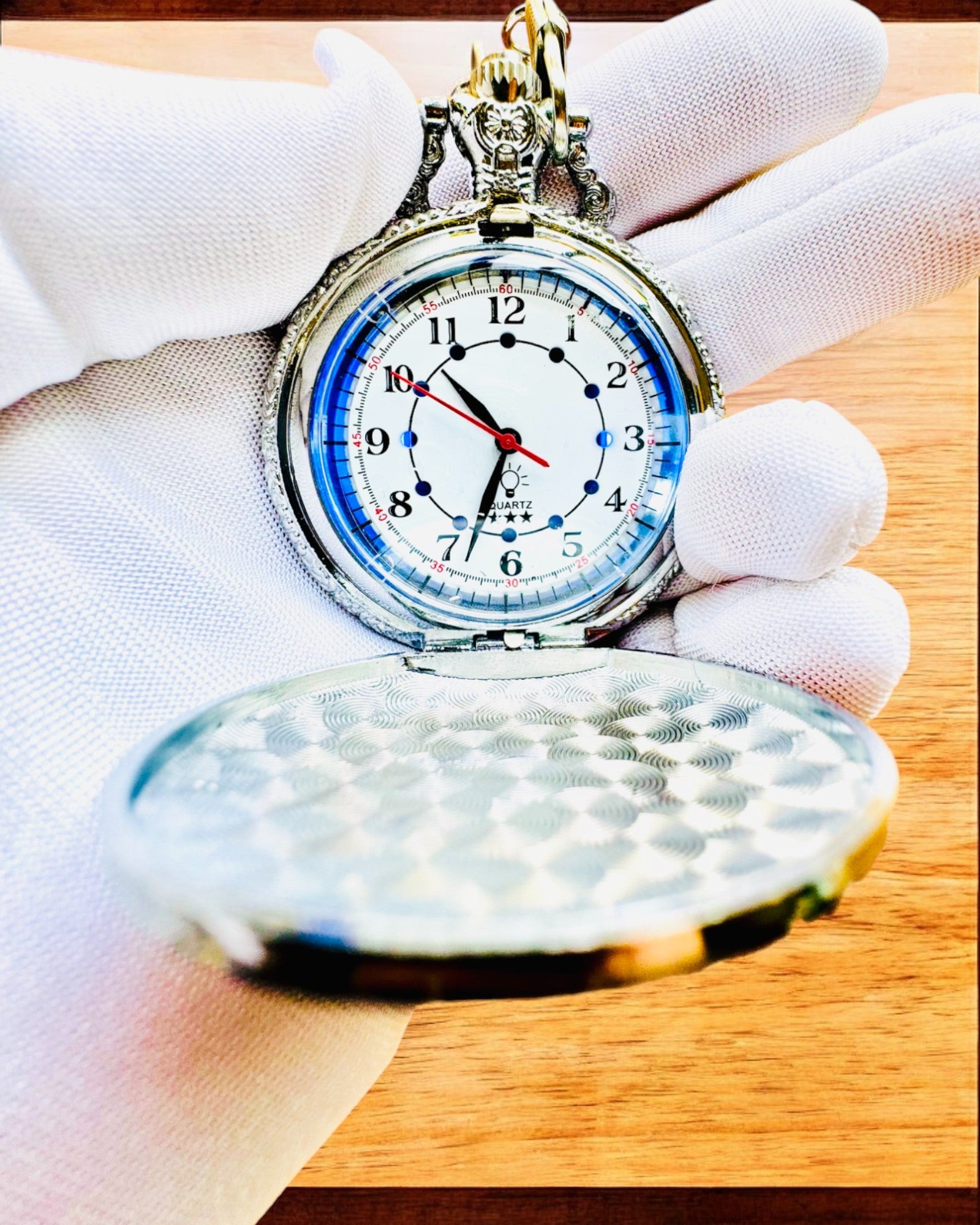 Ρολόι Τσέπης "Motocyklowy Elegancik 2" – Χάραξη για δώρο, 3 χρωματικές παραλλαγές