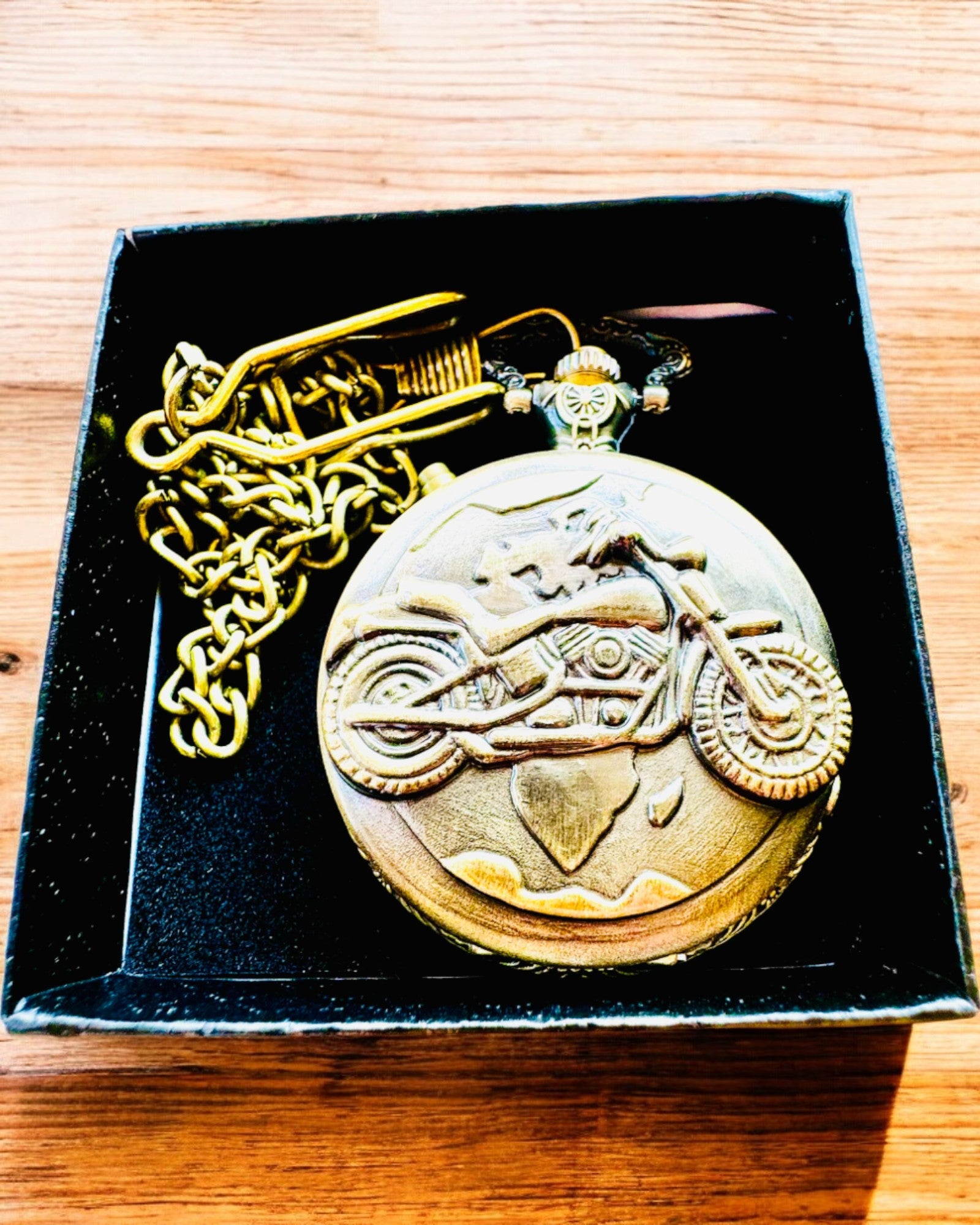 Ρολόι Τσέπης "Motocyklowy Elegancik 2" – Χάραξη για δώρο, 3 χρωματικές παραλλαγές