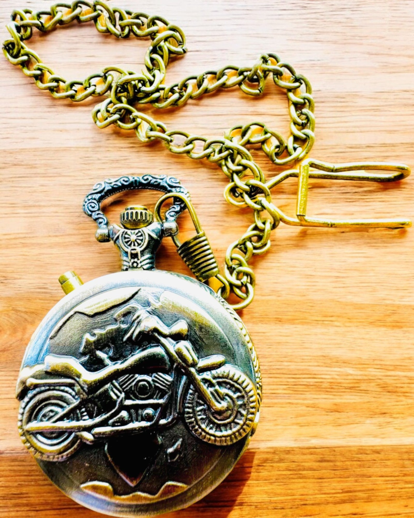 Ρολόι Τσέπης "Motocyklowy Elegancik 2" – Χάραξη για δώρο, 3 χρωματικές παραλλαγές