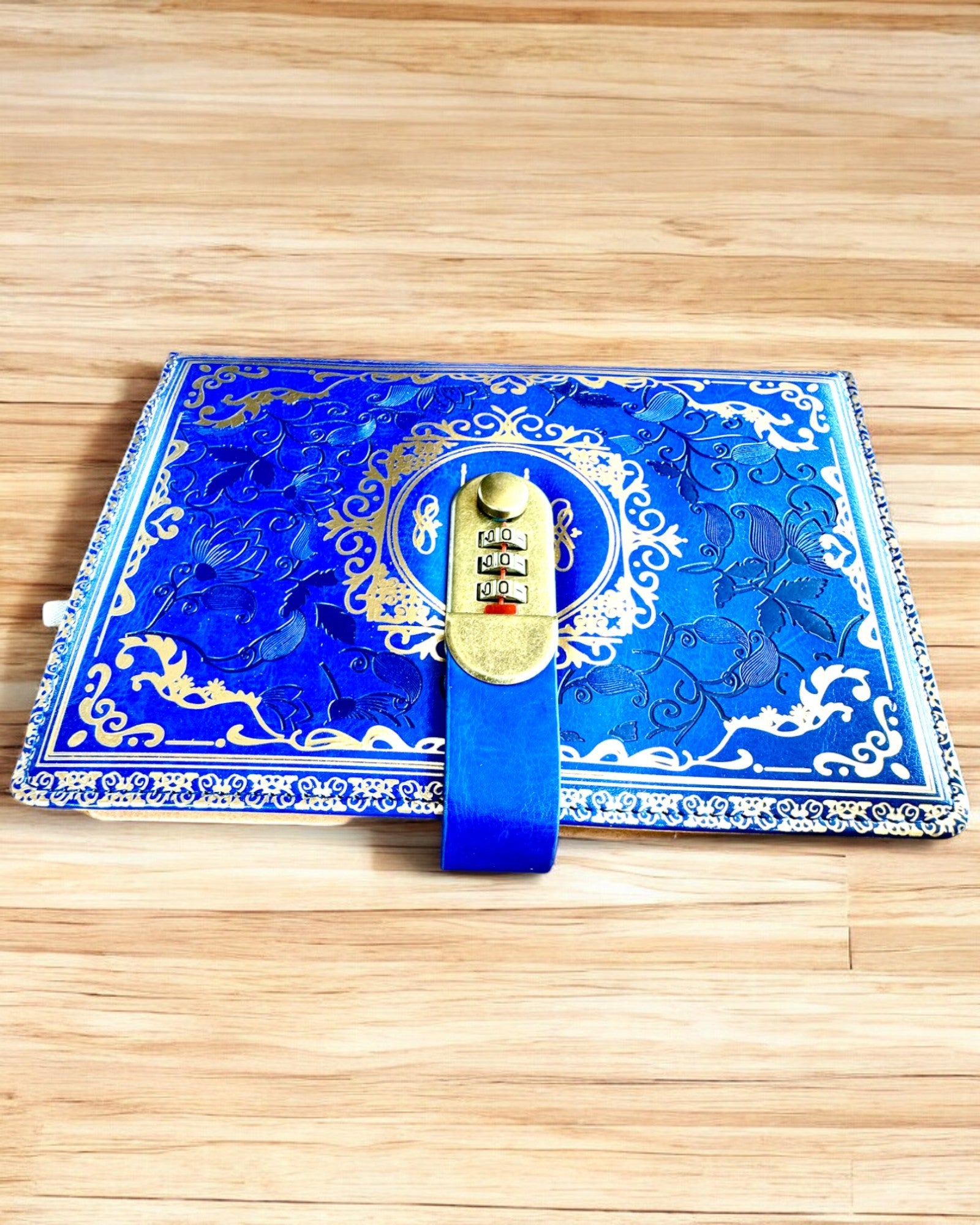 Αποκλειστικό Δερμάτινο Σημειωματάριο "Sekretnik" A5 με Κλειδαριά Συνδυασμού - εξατομίκευση με χάραξη