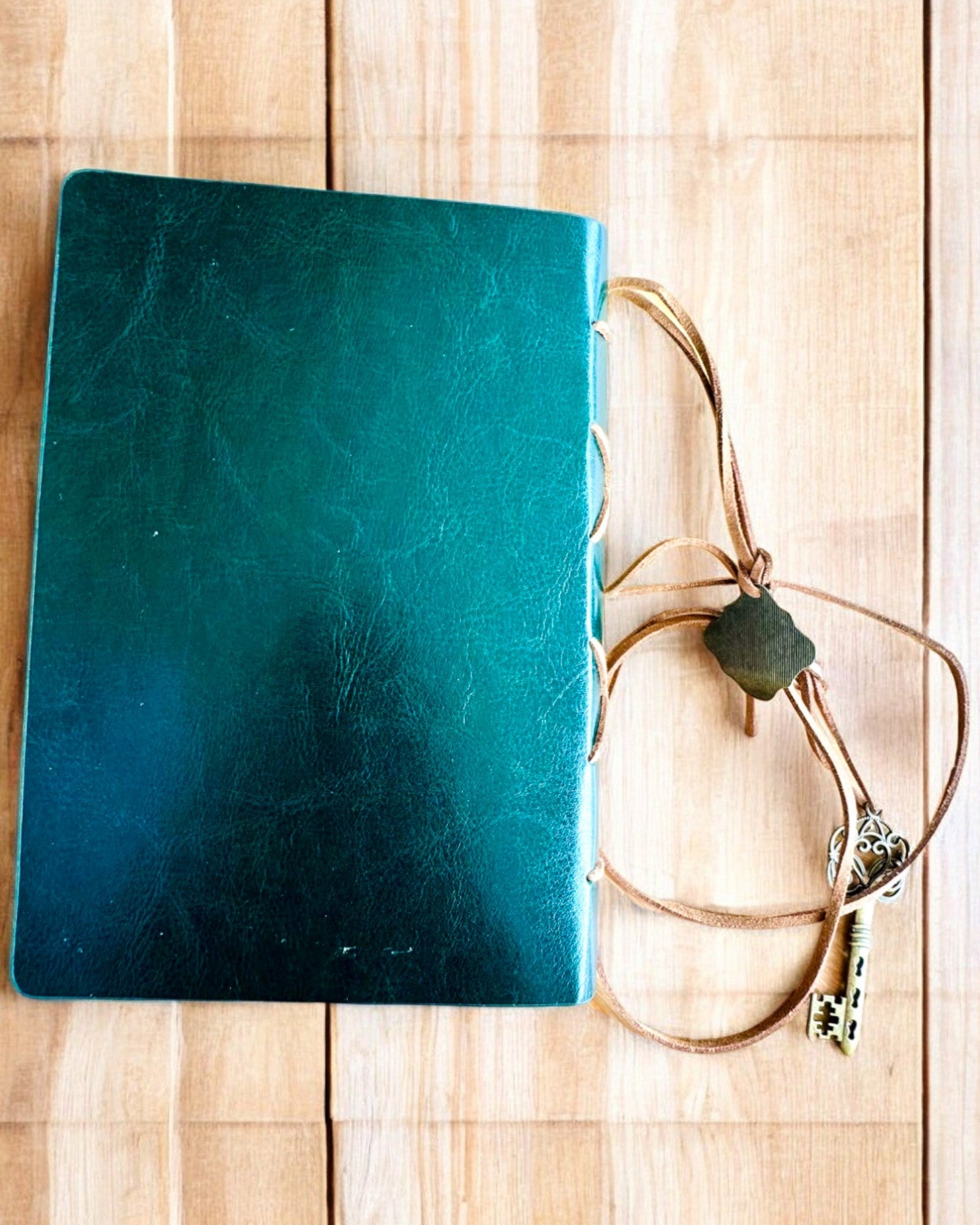 Vintage Σημειωματάριο "Κλειδί του Παρελθόντος" - Δυνατότητα χάραξης για δώρο, σημειωματάριο