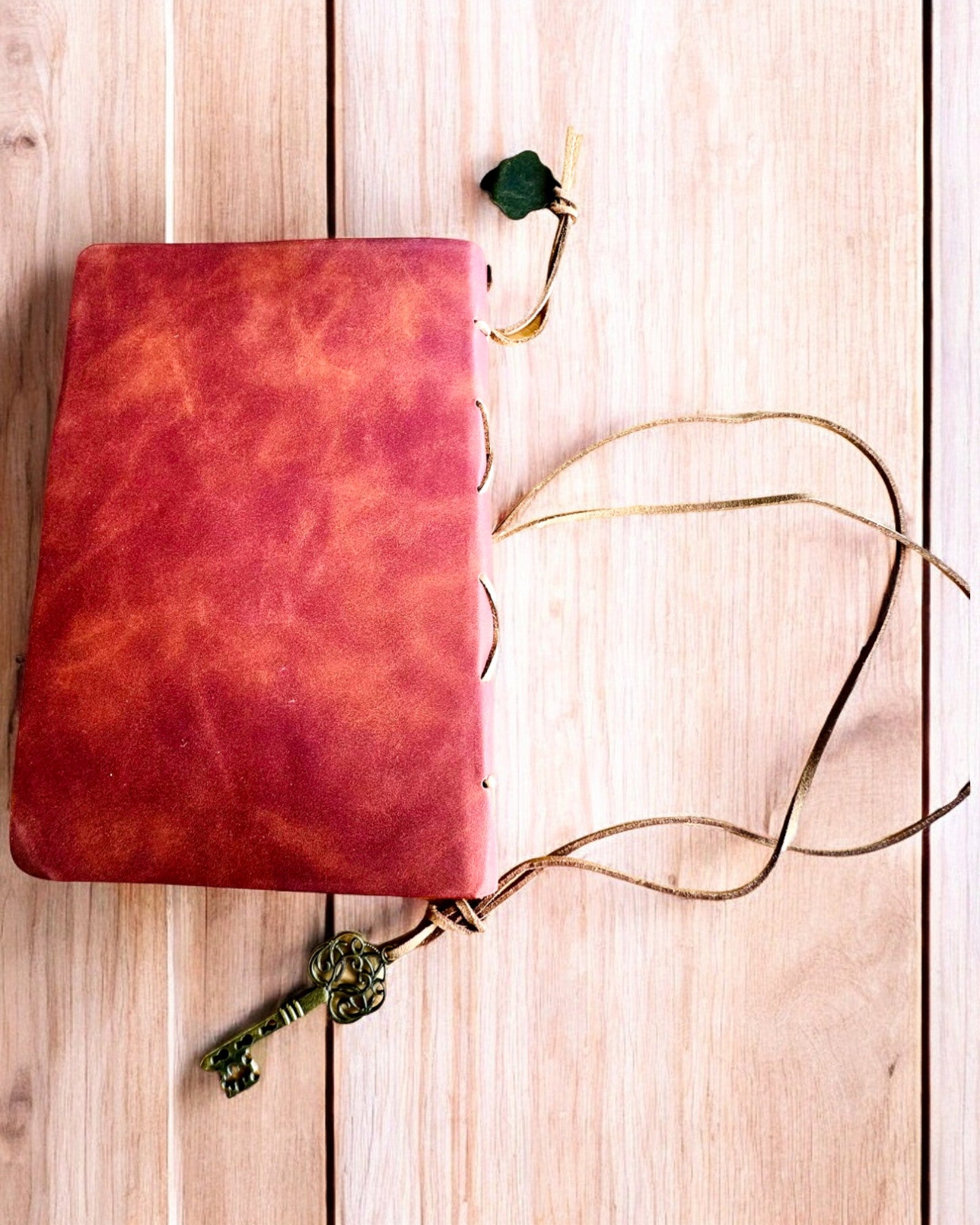 Vintage Σημειωματάριο "Κλειδί του Παρελθόντος" - Δυνατότητα χάραξης για δώρο, σημειωματάριο