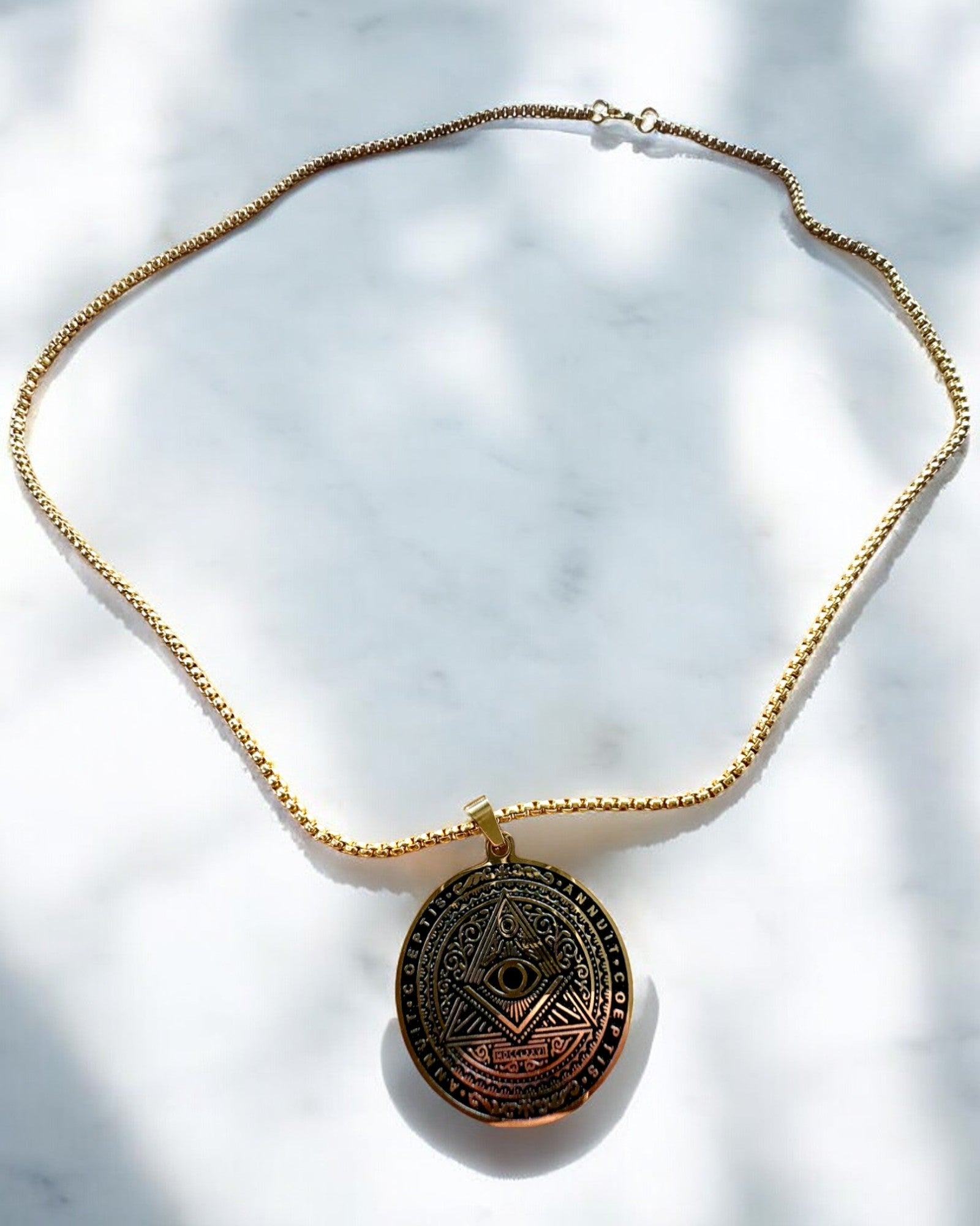 Φυλαχτό Μυστικής Δύναμης - Κολιέ με Χάραξη, 2 διαθέσιμες χρωματικές επιλογές