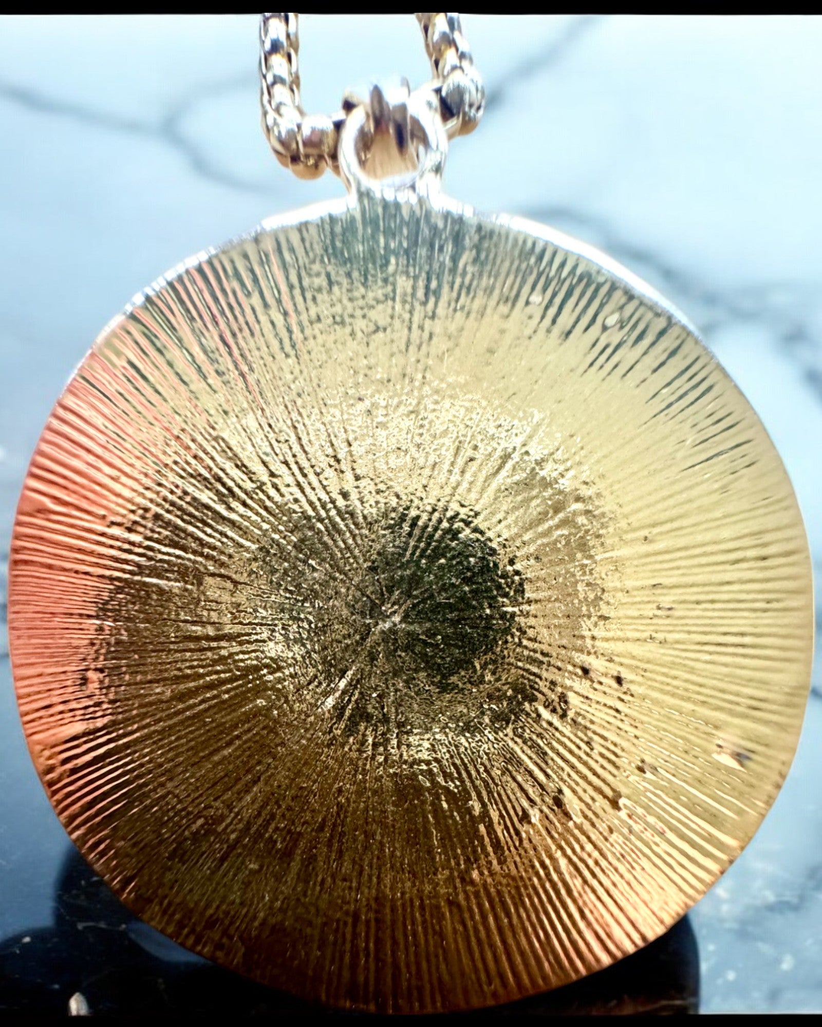 Φυλαχτό "Oko Horusa" - Κομψότητα και Προστασία, δυνατότητα εξατομίκευσης με χάραξη για δώρο