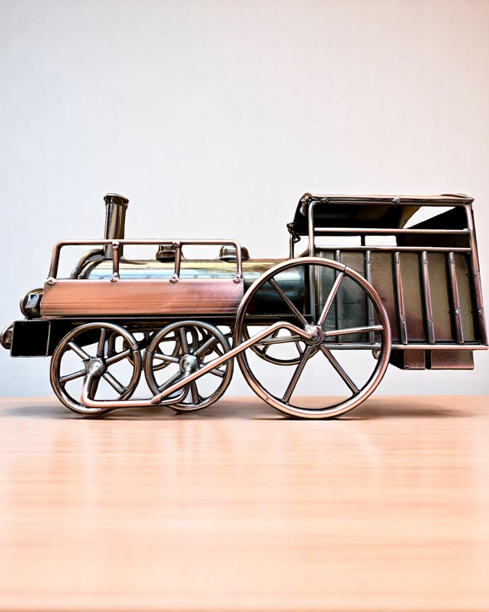 Λοκομοτίβα από σίδερο «Retro Express» – διακόσμηση, μοντέλο, χειροποίητη με δυνατότητα χάραξης για δώρο