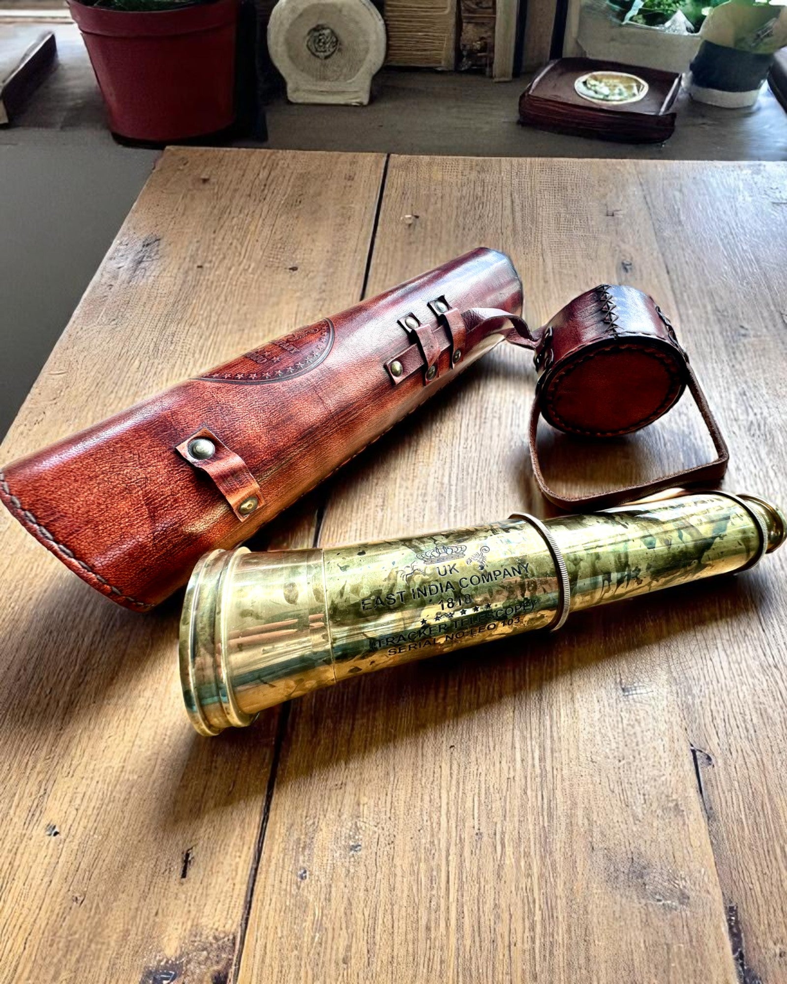 Βασιλική Διόπτρα "Voyager 1818" – Αποκλειστική, Ορειχάλκινη, 83 εκ., χειροποίητη, θήκη από Γνήσιο Δέρμα – Συλλεκτική Έκδοση, εξατομίκευση με χάραξη για δώρο