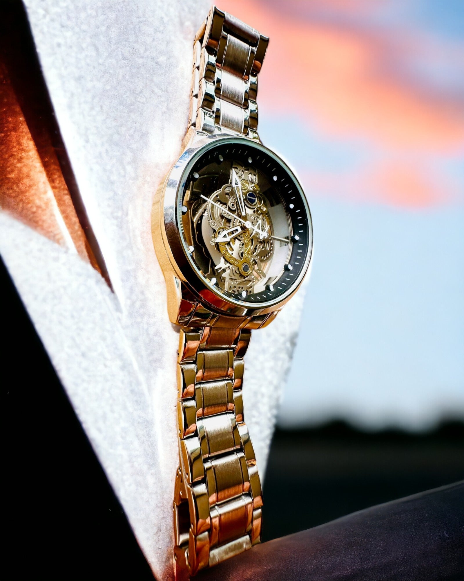 Ανδρικό κομψό ρολόι KIMSDUN Prestige με Διαφανή Μηχανισμό και Αθλητική Κομψότητα, δυνατότητα εξατομίκευσης με χάραξη