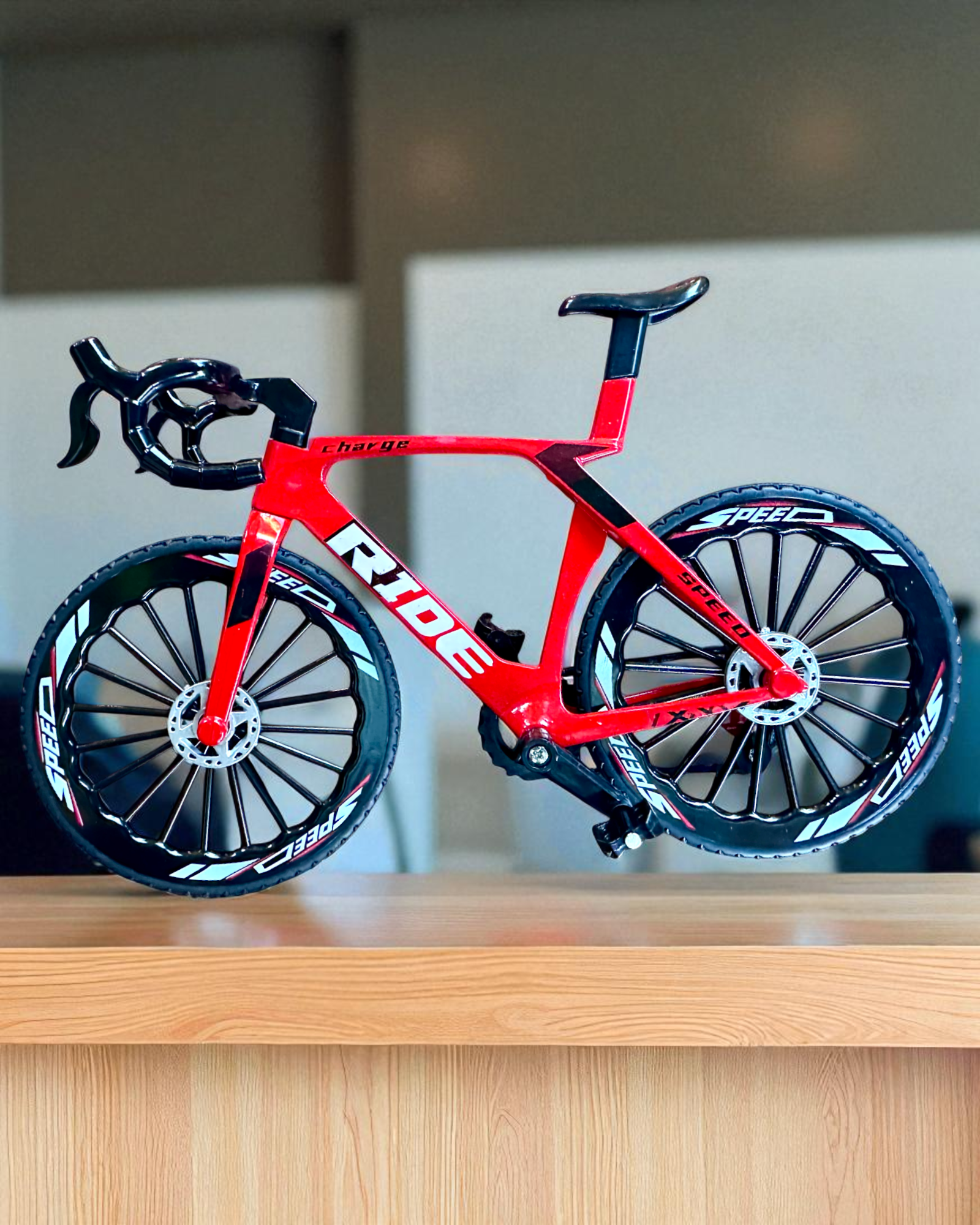 Mini Rower „Speedster” – συλλεκτικό μοντέλο με επιλογή χάραξης, 2 επιλογές διαθέσιμες