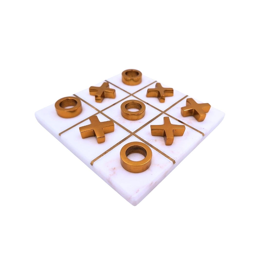 Kółko i krzyżyk na podstawie marmurowej – 1598