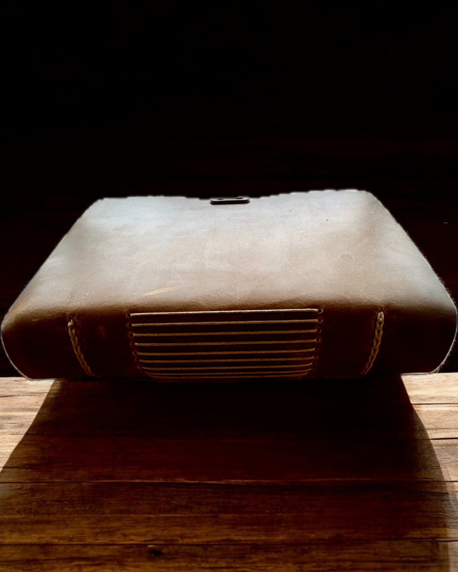 Σημειωματάριο Premium "RetroNotes" – Κομψό σημειωματάριο από Αληθινό Δέρμα - 200 σελίδες, 120g, σημειωματάριο, σκίτσο, καφέ χρώμα, εξατομίκευση με χάραξη