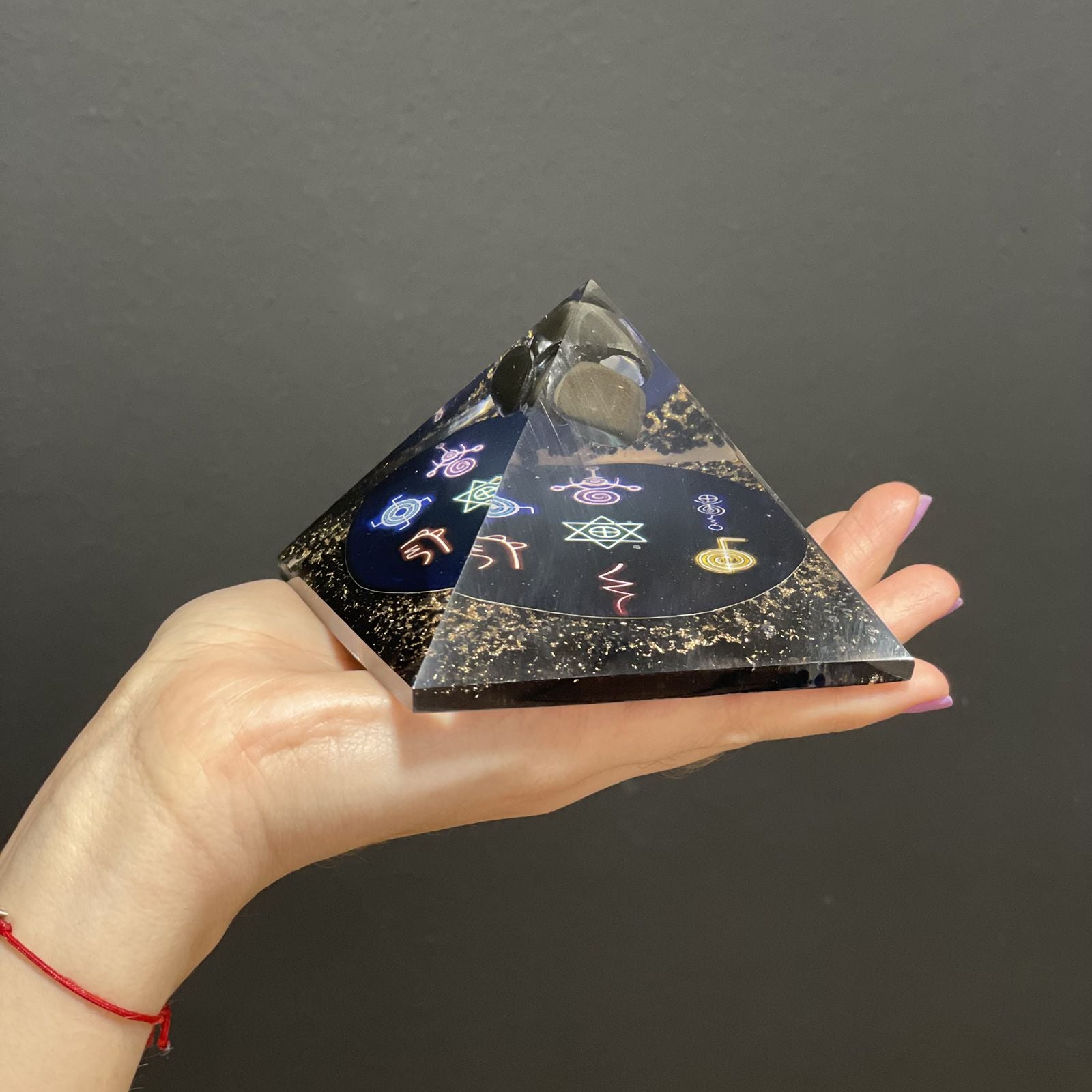 Orgonitowa Piramida Midnight Reiki