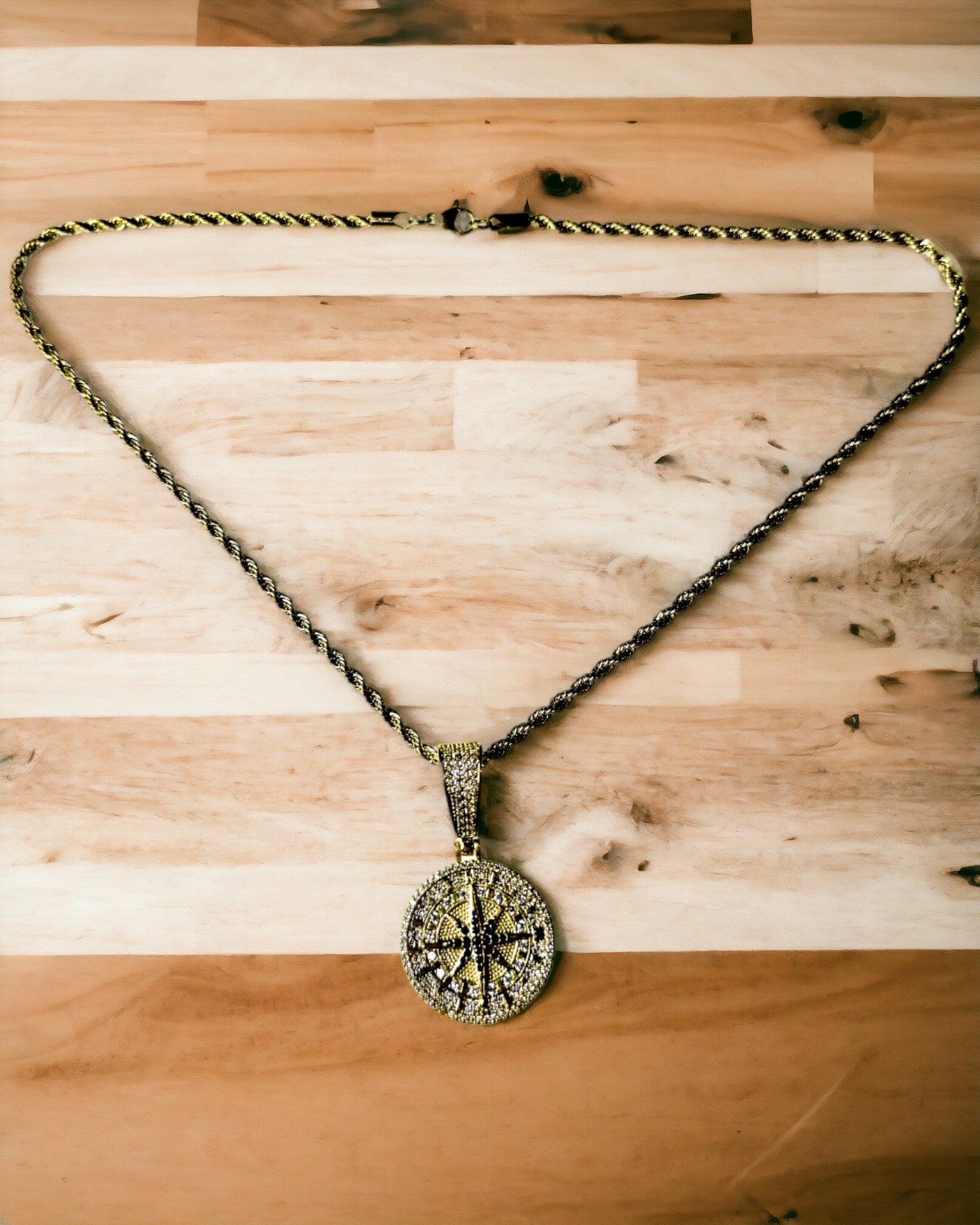 Κολιέ με Μενταγιόν Πυξίδα σε Στυλ Glamour με Ζιργκόν για Γυναίκες και Άνδρες - 2 επιλογές, εξατομίκευση με χάραξη για δώρο