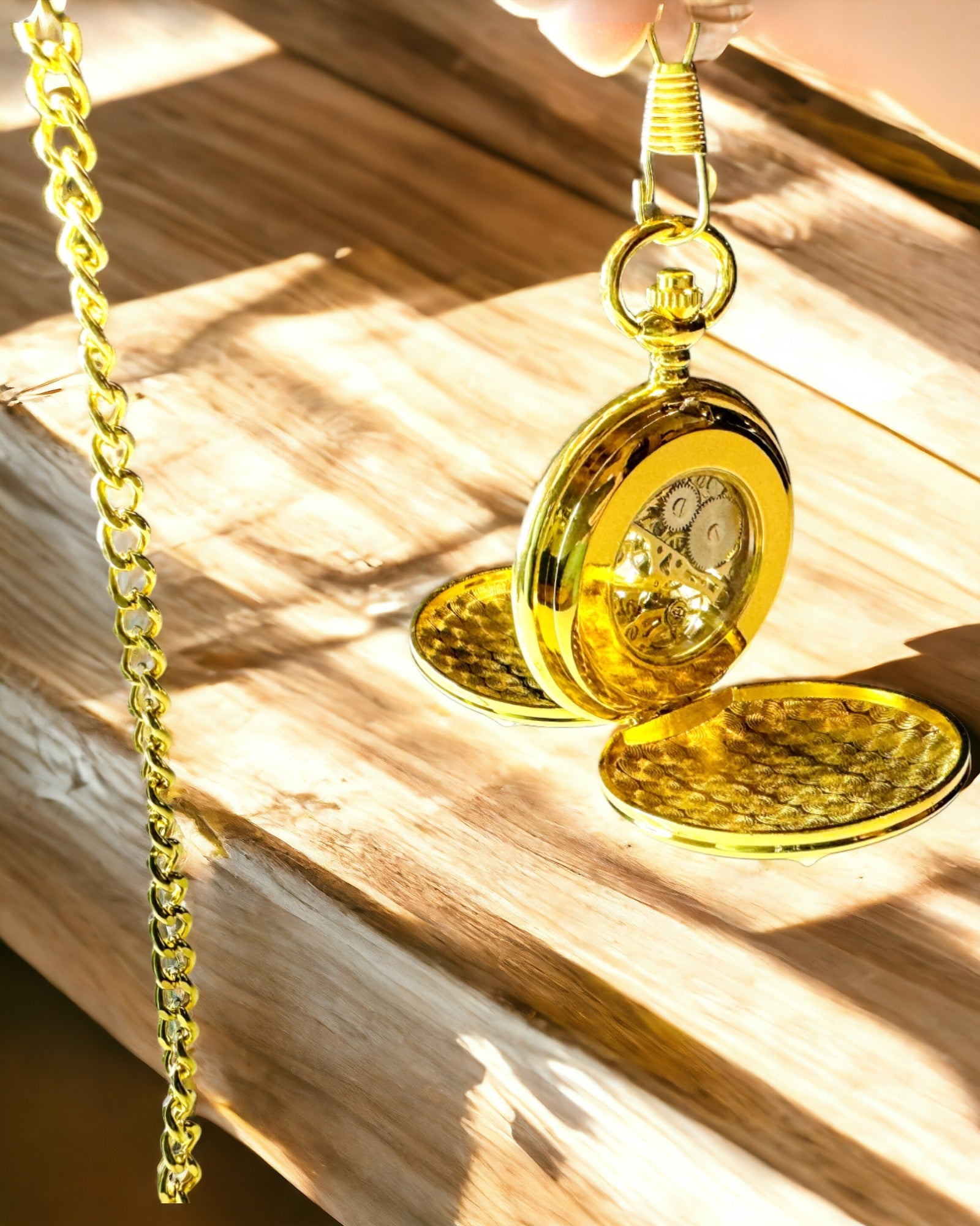 Κλασικό Μηχανικό Ρολόι Τσέπης με Διπλό Κάλυμμα, Χειροκίνητο, Χρυσό Χρώμα, με Χάραξη