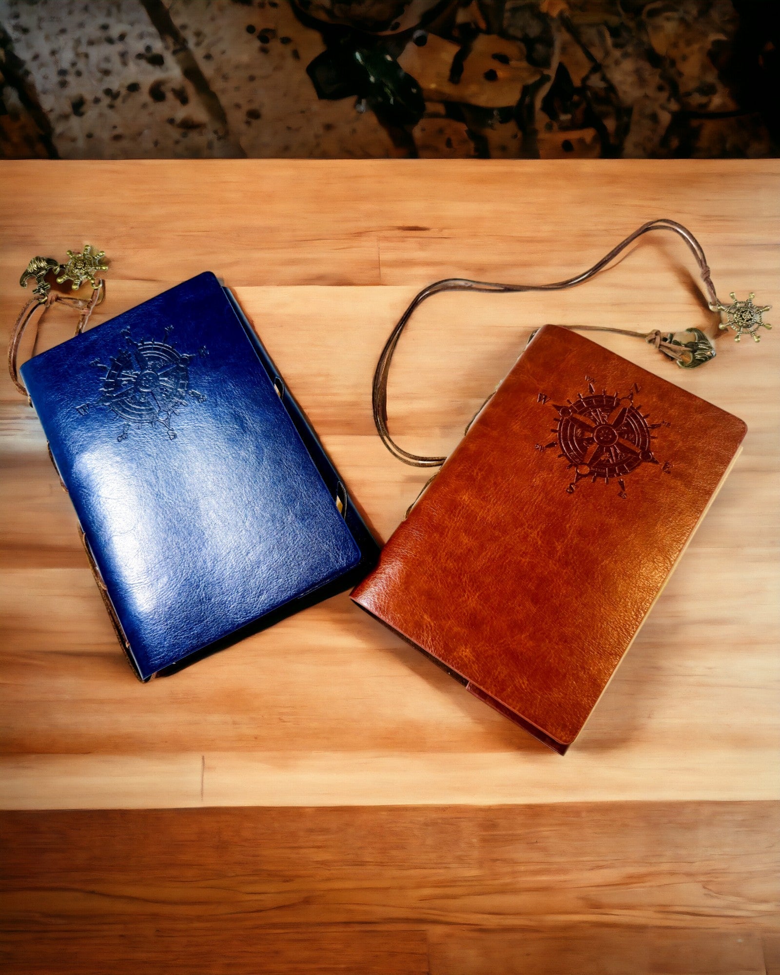 Vintage Ναυτικό Σημειωματάριο A6 ή A7 μέγεθος - με Μοτίβο Πυξίδας και Σελίδες με Ρουλεμάν - Διαθέσιμο σε διάφορες Χρωματικές Παραλλαγές, δυνατότητα χάραξης