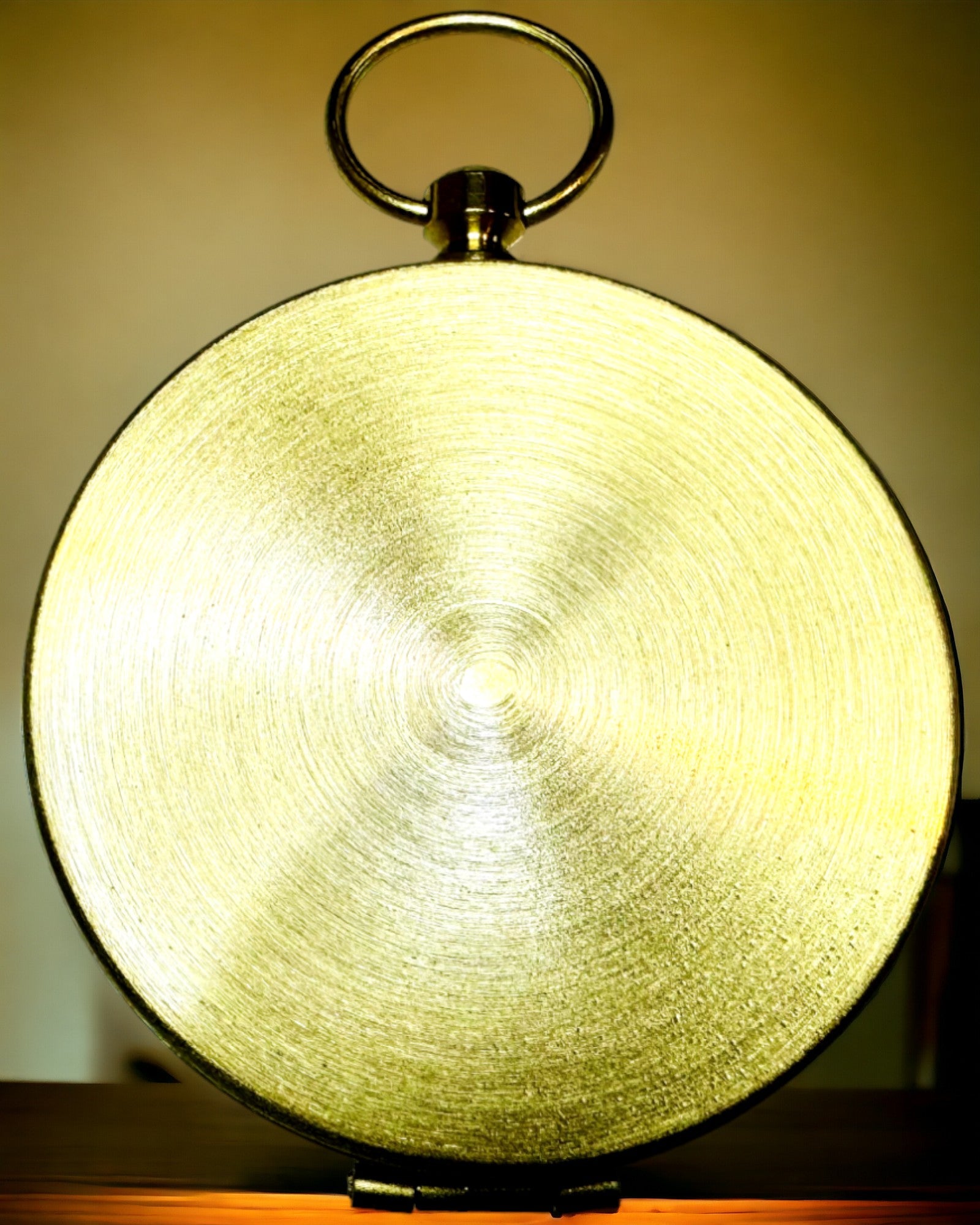 Ρετρό Στυλ Πυξίδα Ναυσιπλοΐας – Φορητό και Ακριβές Όργανο Προσανατολισμού για Ταξιδιώτες και Εξερευνητές. Χάραξη, εξατομίκευση.